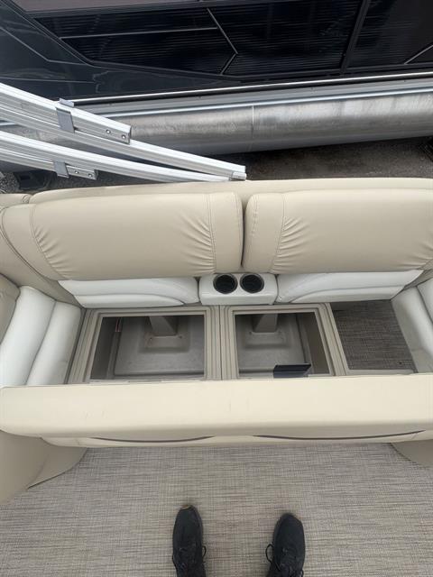 2017 SunChaser Classic Fish 8522 DLX in Kaukauna, Wisconsin - Photo 27