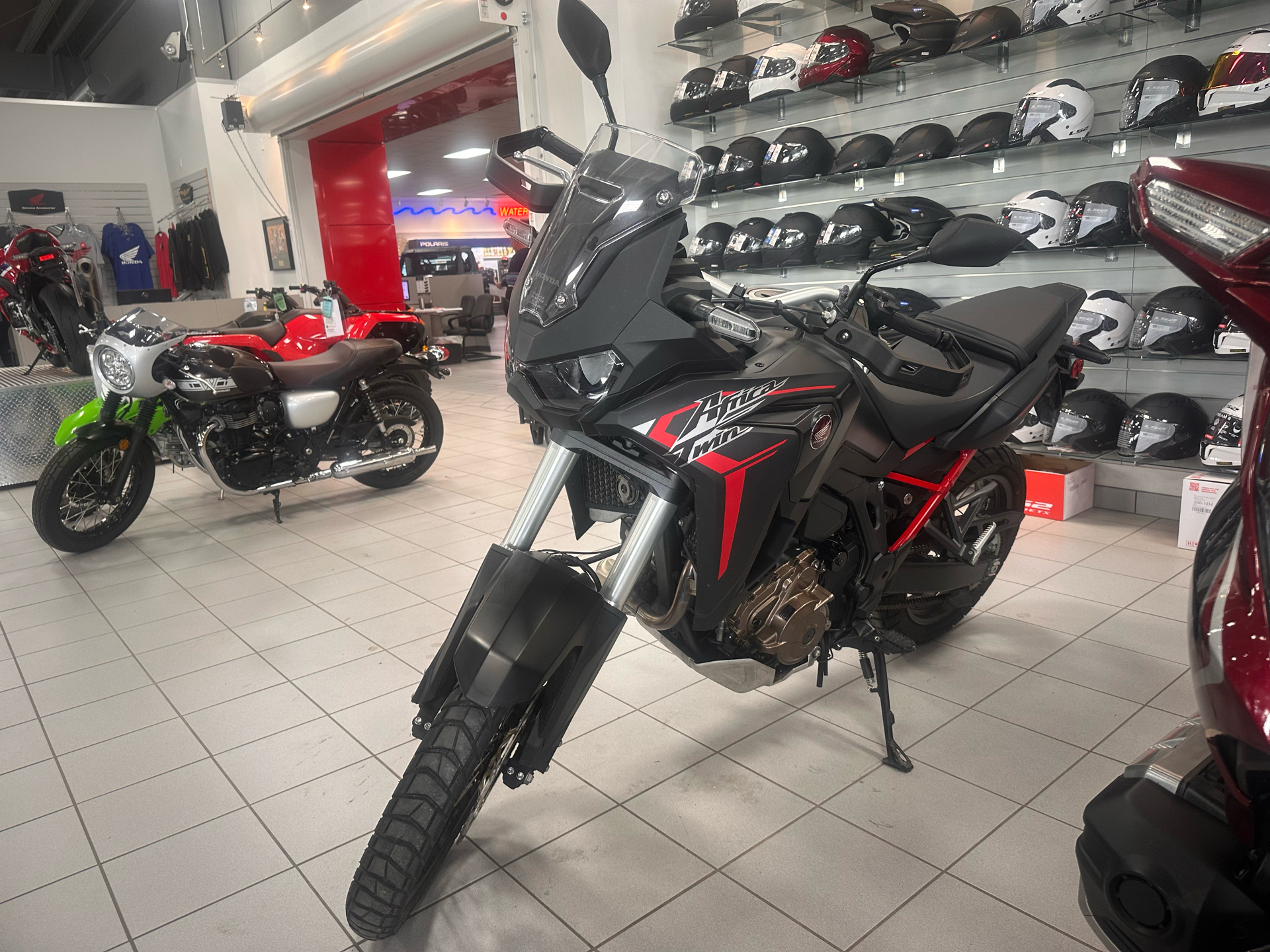 2020 Honda Africa Twin DCT in Kaukauna, Wisconsin - Photo 2