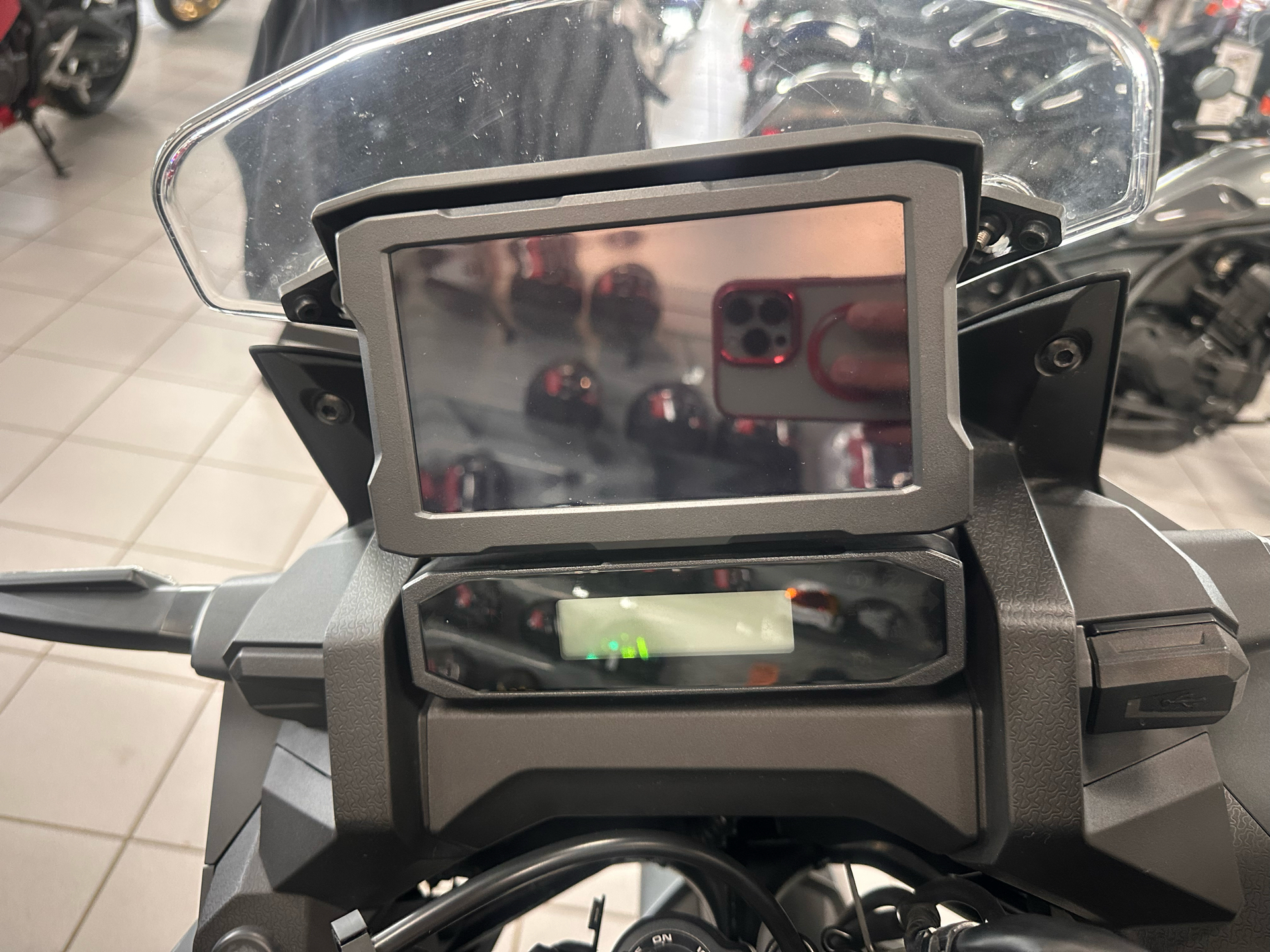 2020 Honda Africa Twin DCT in Kaukauna, Wisconsin - Photo 5