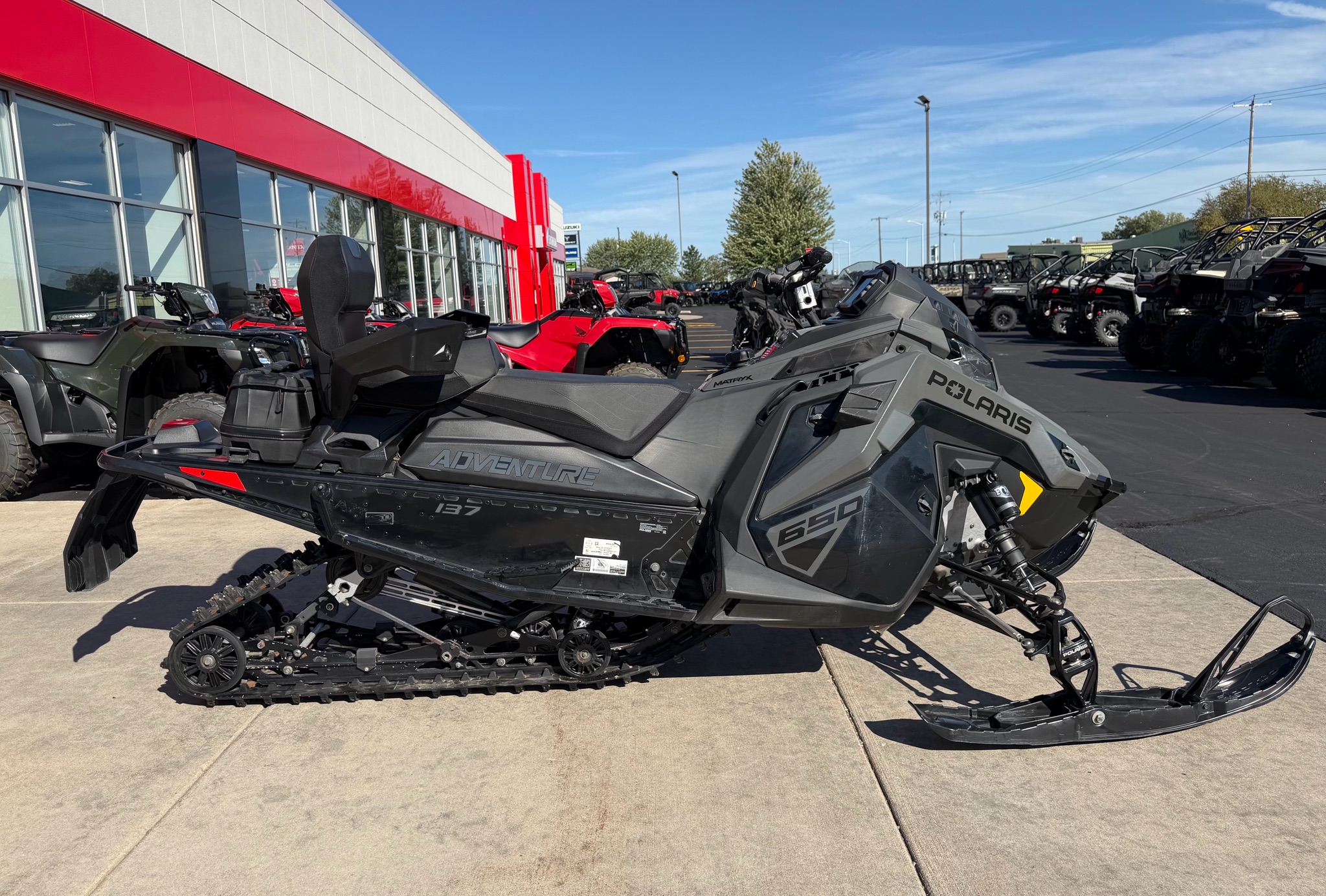 2024 Polaris 650 Indy Adventure 137 ES 2