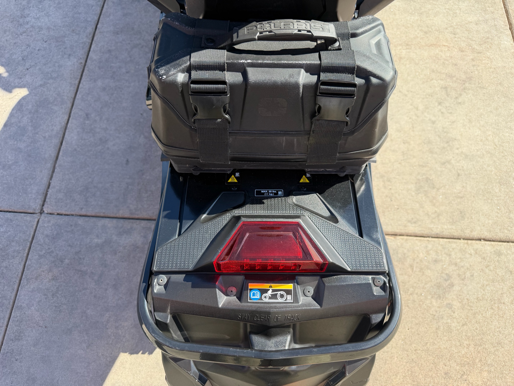 2024 Polaris 650 Indy Adventure 137 ES 9