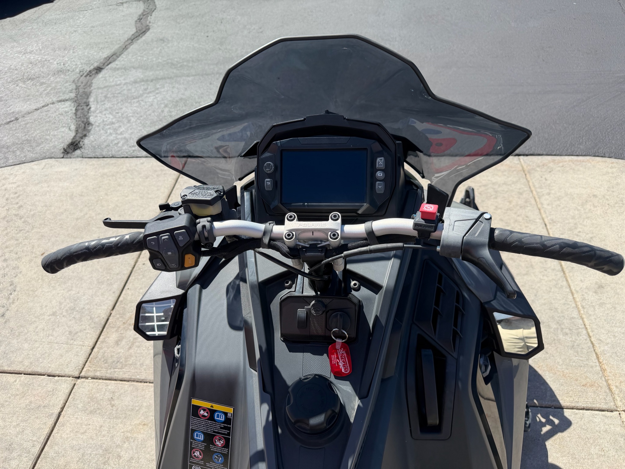2024 Polaris 650 Indy Adventure 137 ES 6