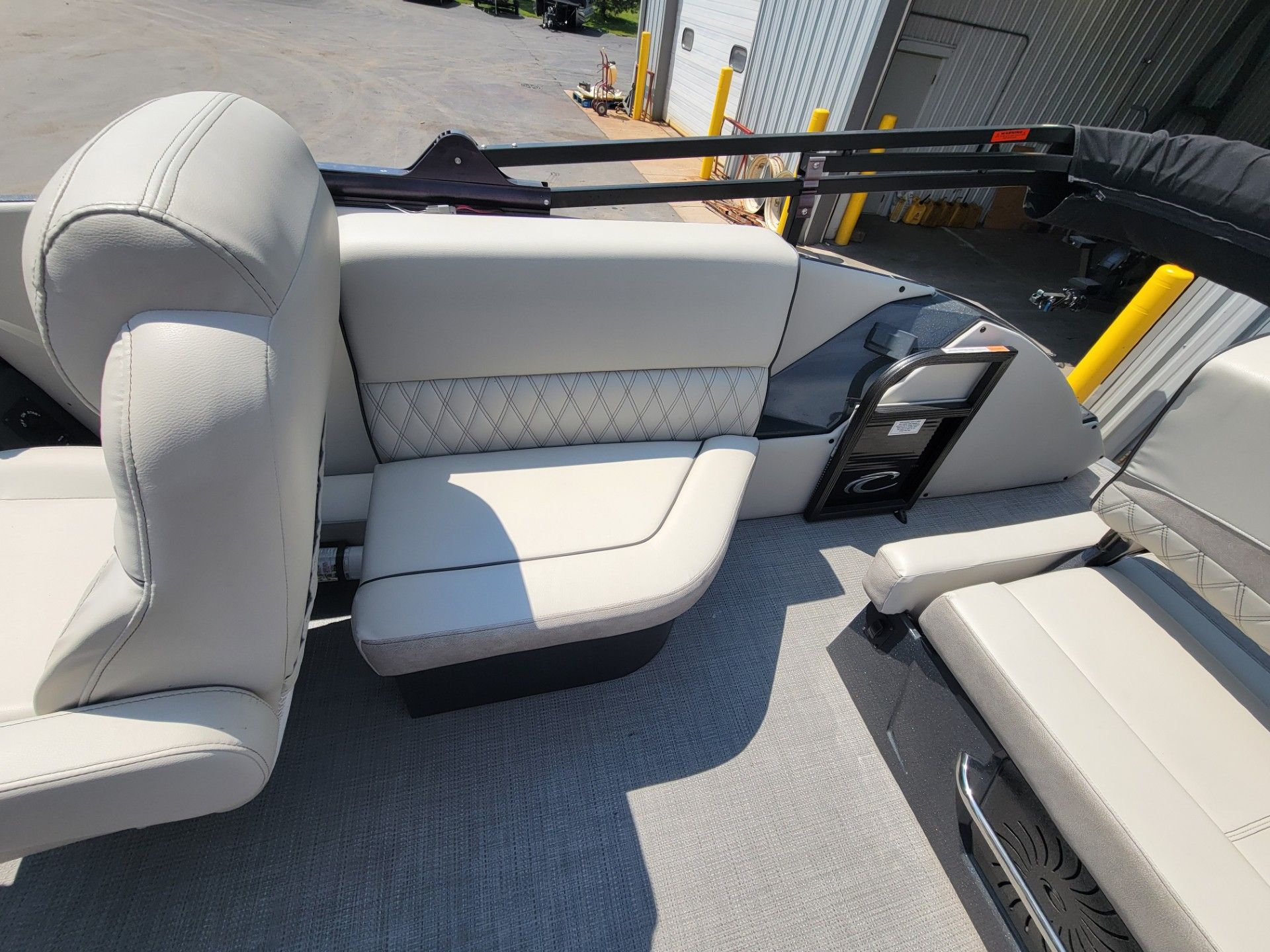 2019 Crest Caribbean 250 SLS in Kaukauna, Wisconsin - Photo 15