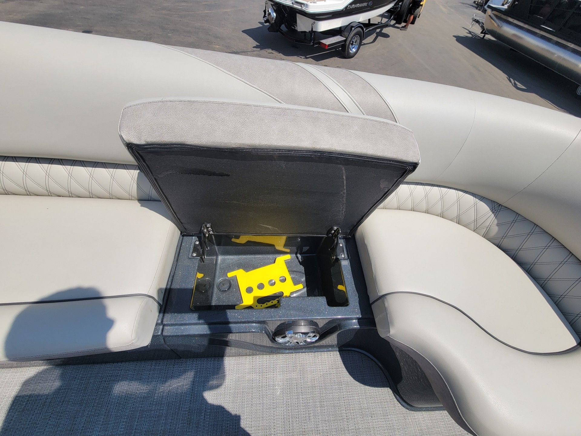2019 Crest Caribbean 250 SLS in Kaukauna, Wisconsin - Photo 20