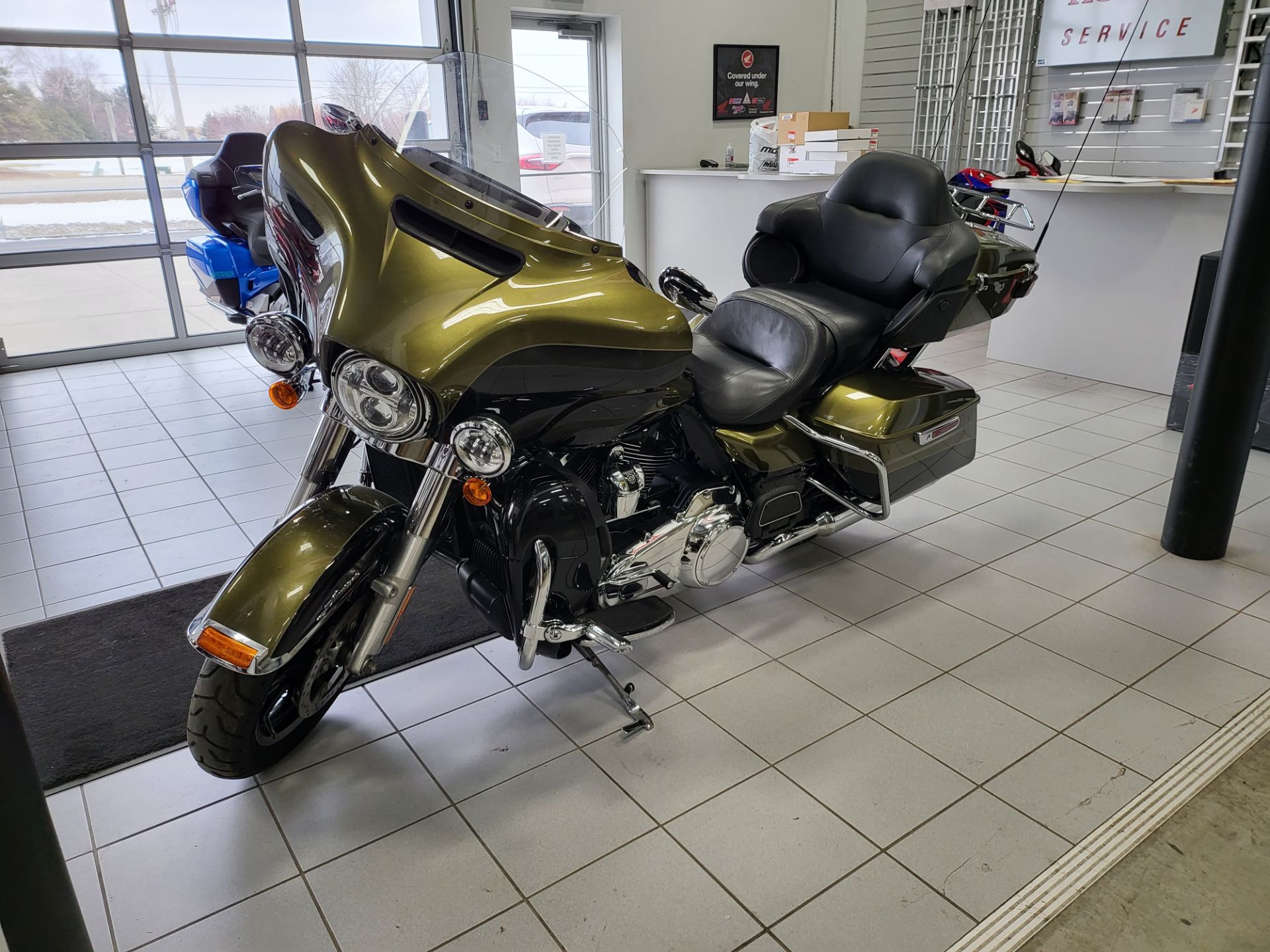 2018 Harley-Davidson Electra Glide® Ultra Classic® in Kaukauna, Wisconsin - Photo 6