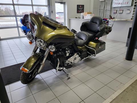 2018 Harley-Davidson Electra Glide® Ultra Classic® in Kaukauna, Wisconsin - Photo 6