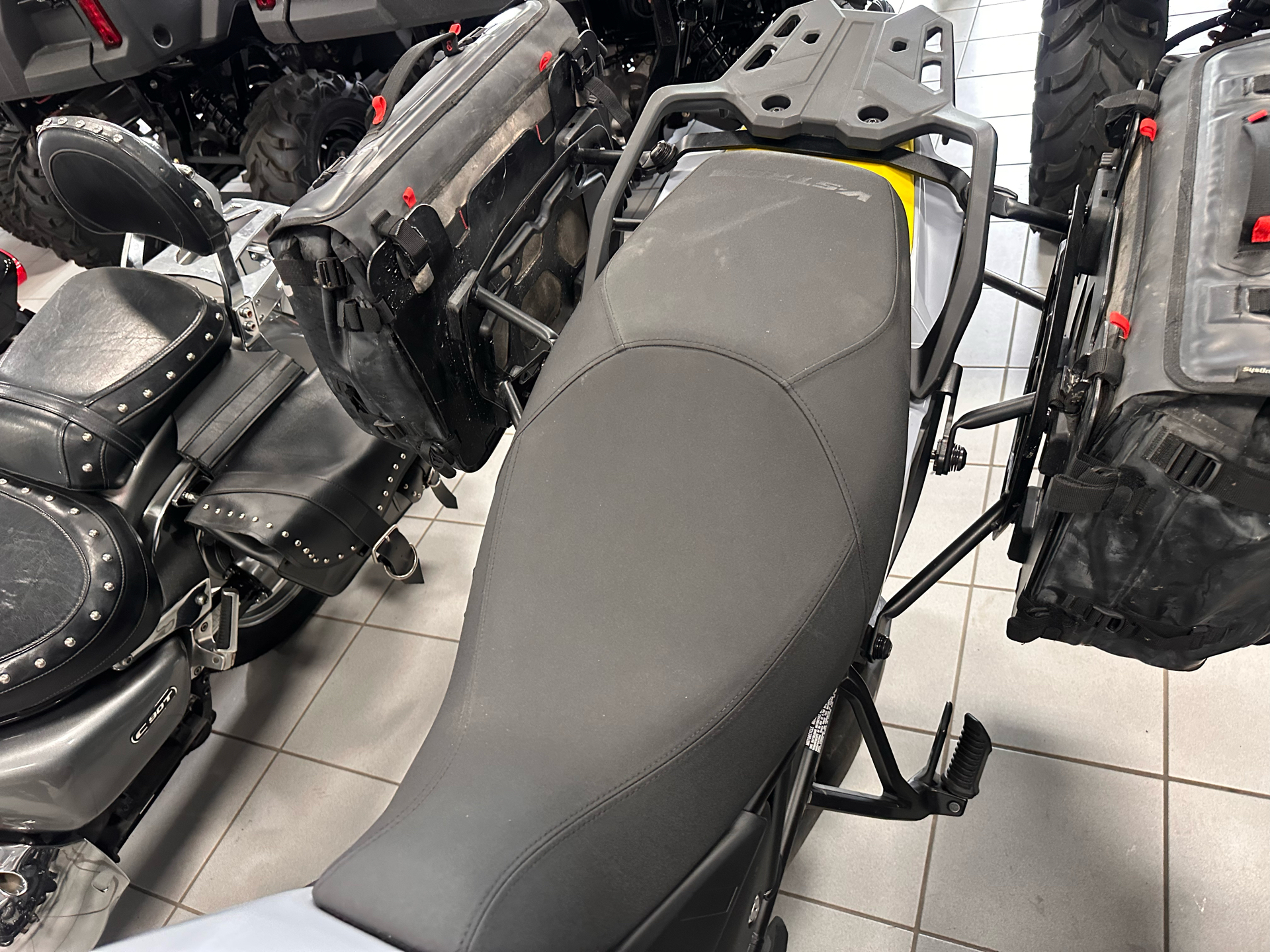 2023 Suzuki V-Strom 800DE in Kaukauna, Wisconsin - Photo 5