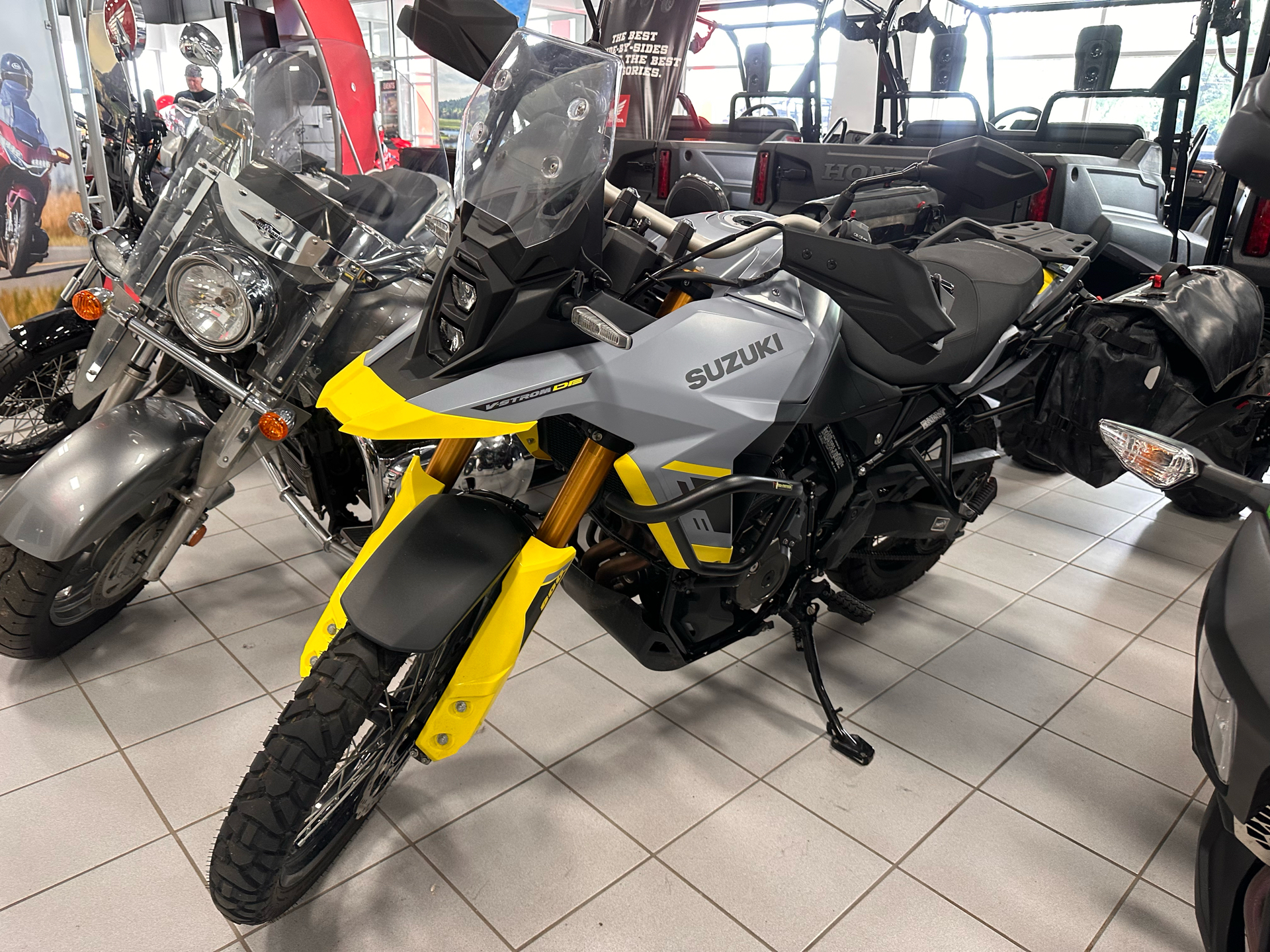 2023 Suzuki V-Strom 800DE in Kaukauna, Wisconsin - Photo 10