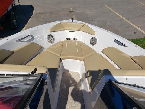 2015 Glastron GT 205 in Kaukauna, Wisconsin - Photo 13