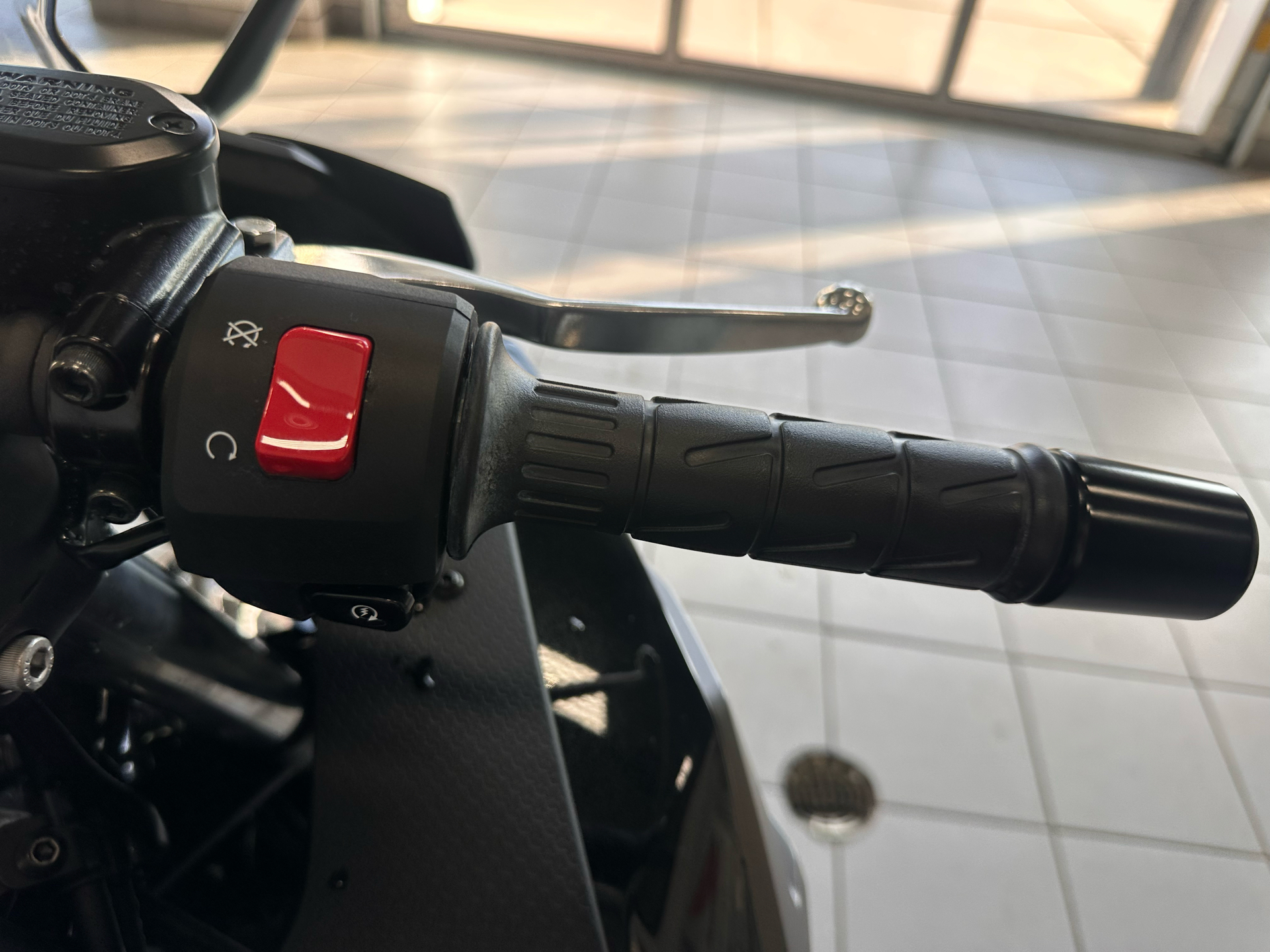 2024 Kawasaki Ninja 500 ABS in Kaukauna, Wisconsin - Photo 7