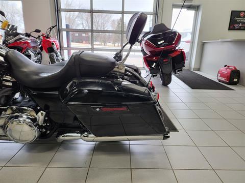 2017 Harley-Davidson Street Glide® Special in Kaukauna, Wisconsin - Photo 12