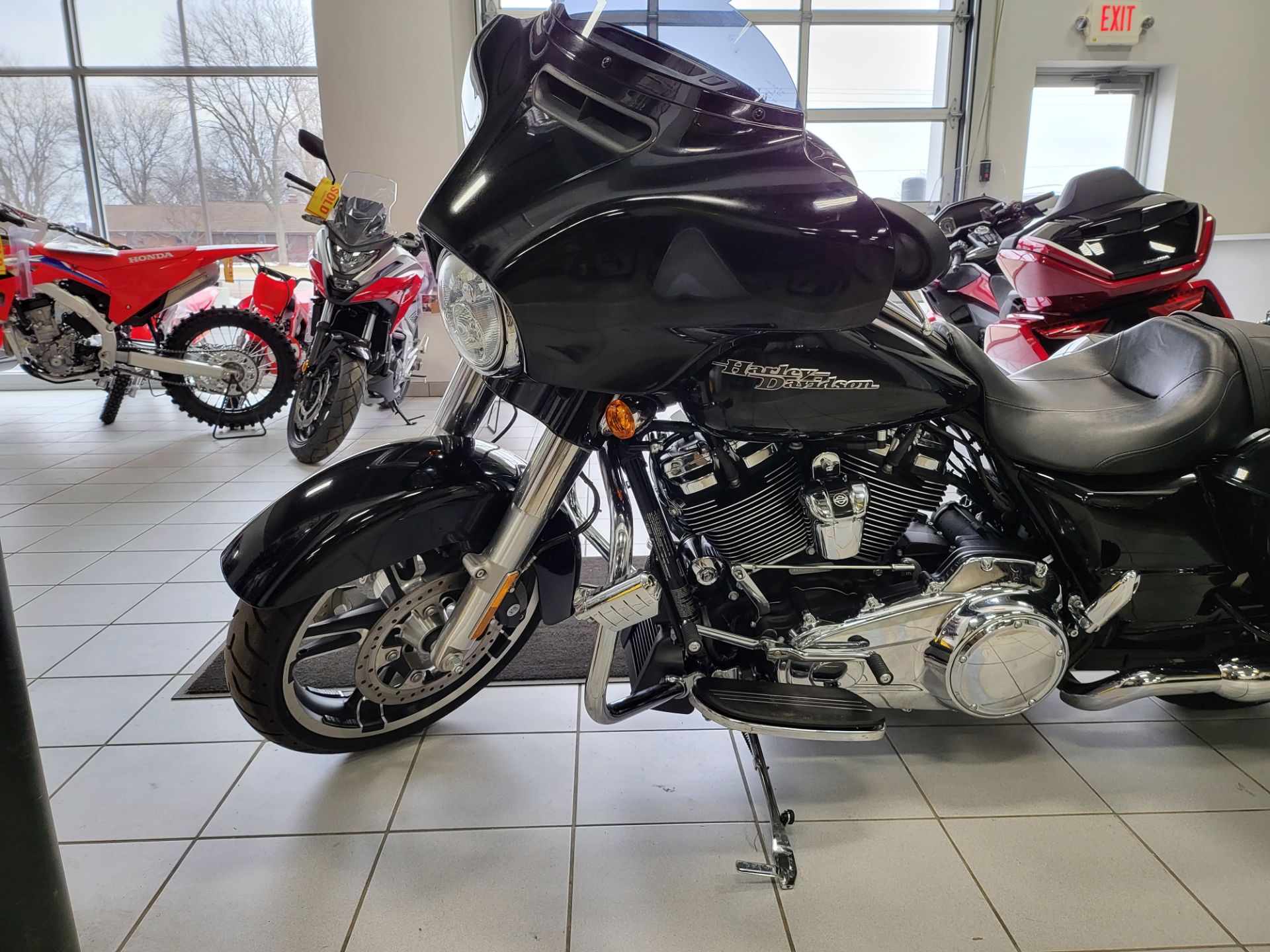 2017 Harley-Davidson Street Glide® Special in Kaukauna, Wisconsin - Photo 9