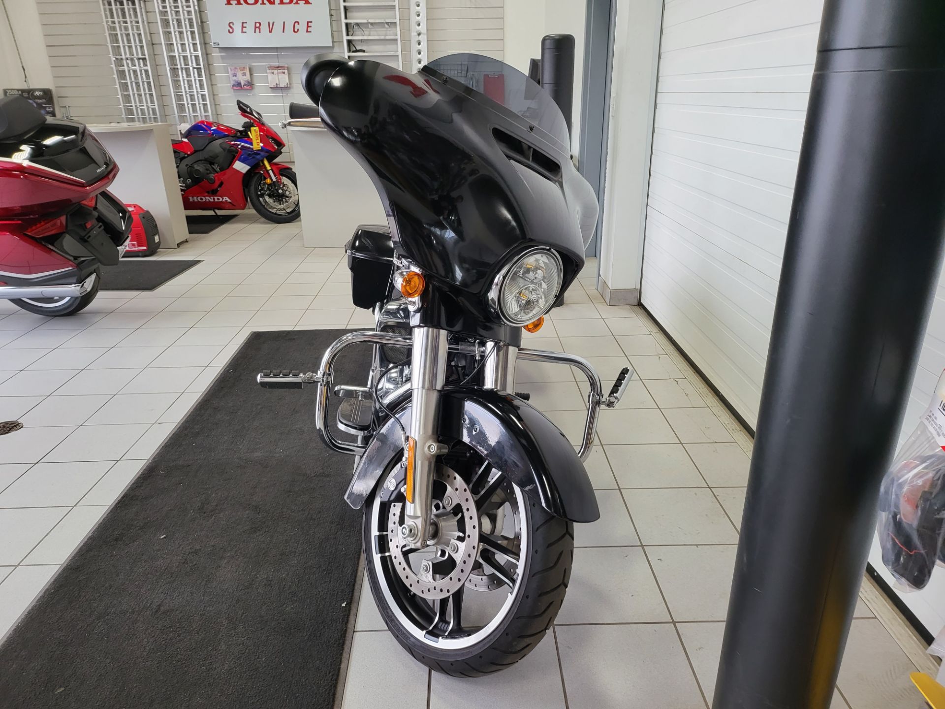 2017 Harley-Davidson Street Glide® Special in Kaukauna, Wisconsin - Photo 7