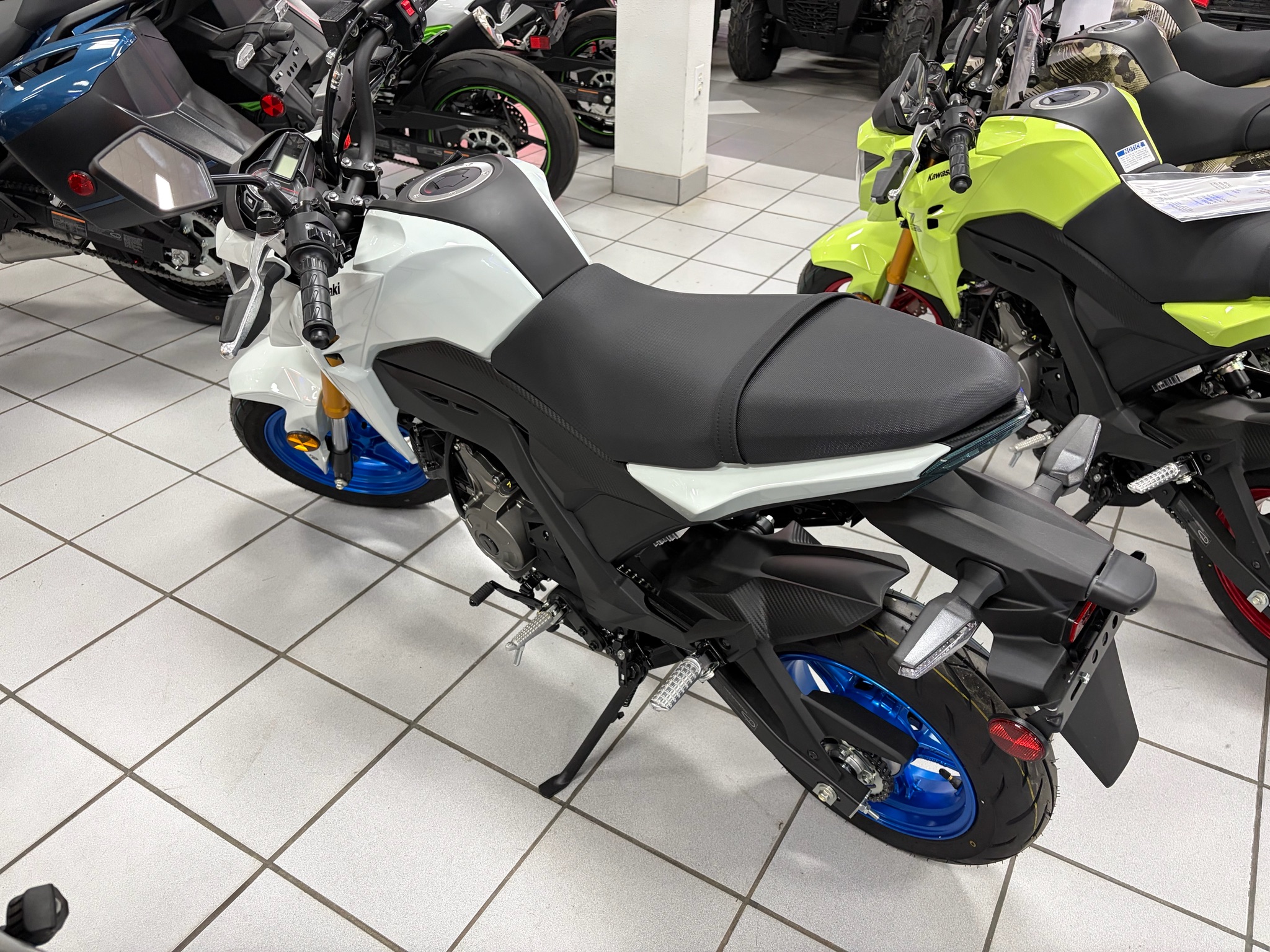 2026 Kawasaki Z125 Pro 3
