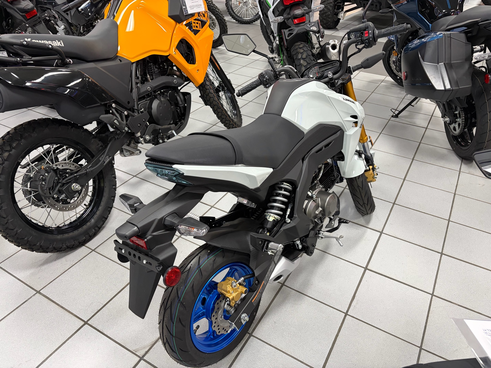 2026 Kawasaki Z125 Pro 4