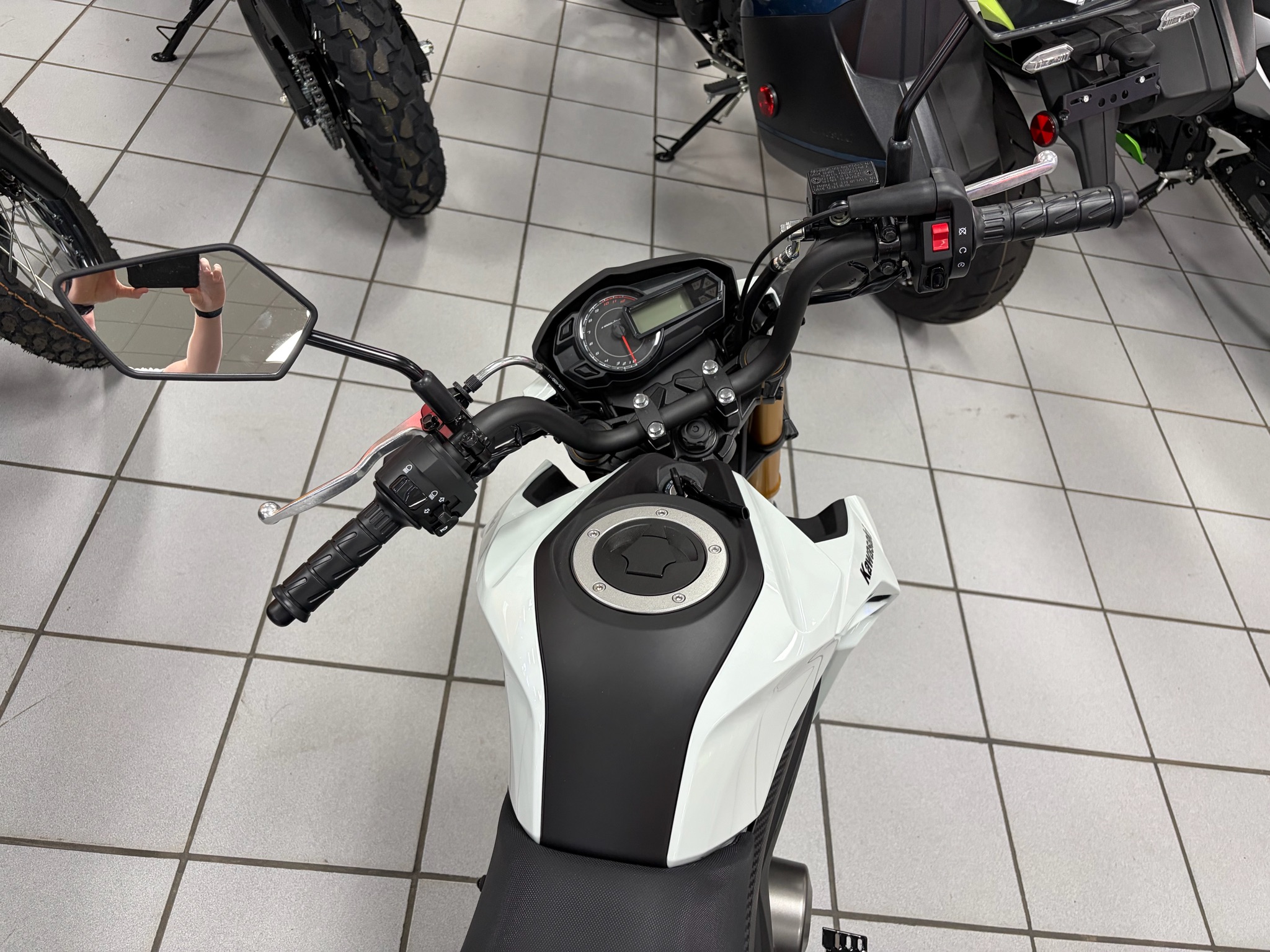 2026 Kawasaki Z125 Pro 5