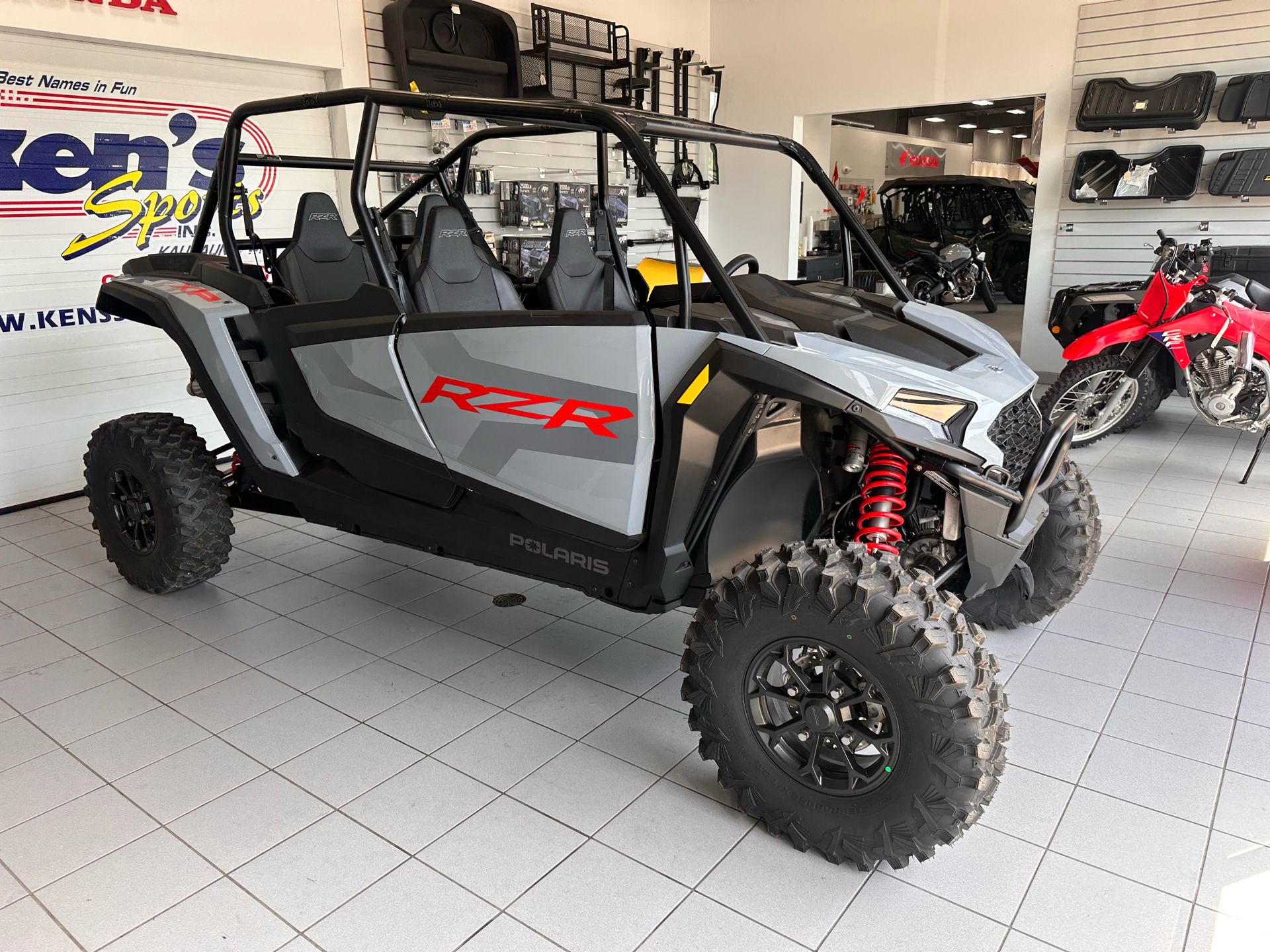 KING GNU revival gnu sweat 【XL】 2025 グレー New 2025 Polaris RZR XP 4 1000 Premium | Utility Vehicles in