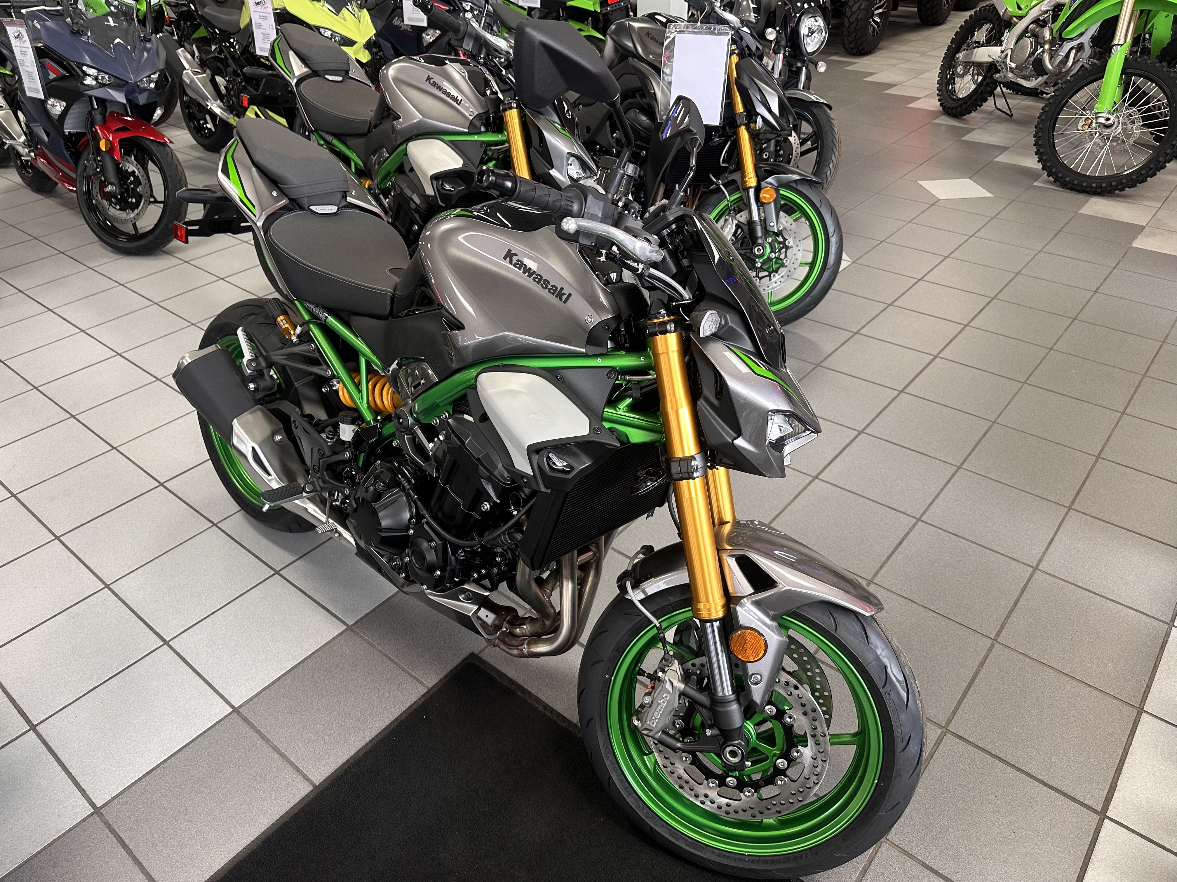 New 2025 Kawasaki Z900 SE ABS | Motorcycles in Kaukauna WI | 06722