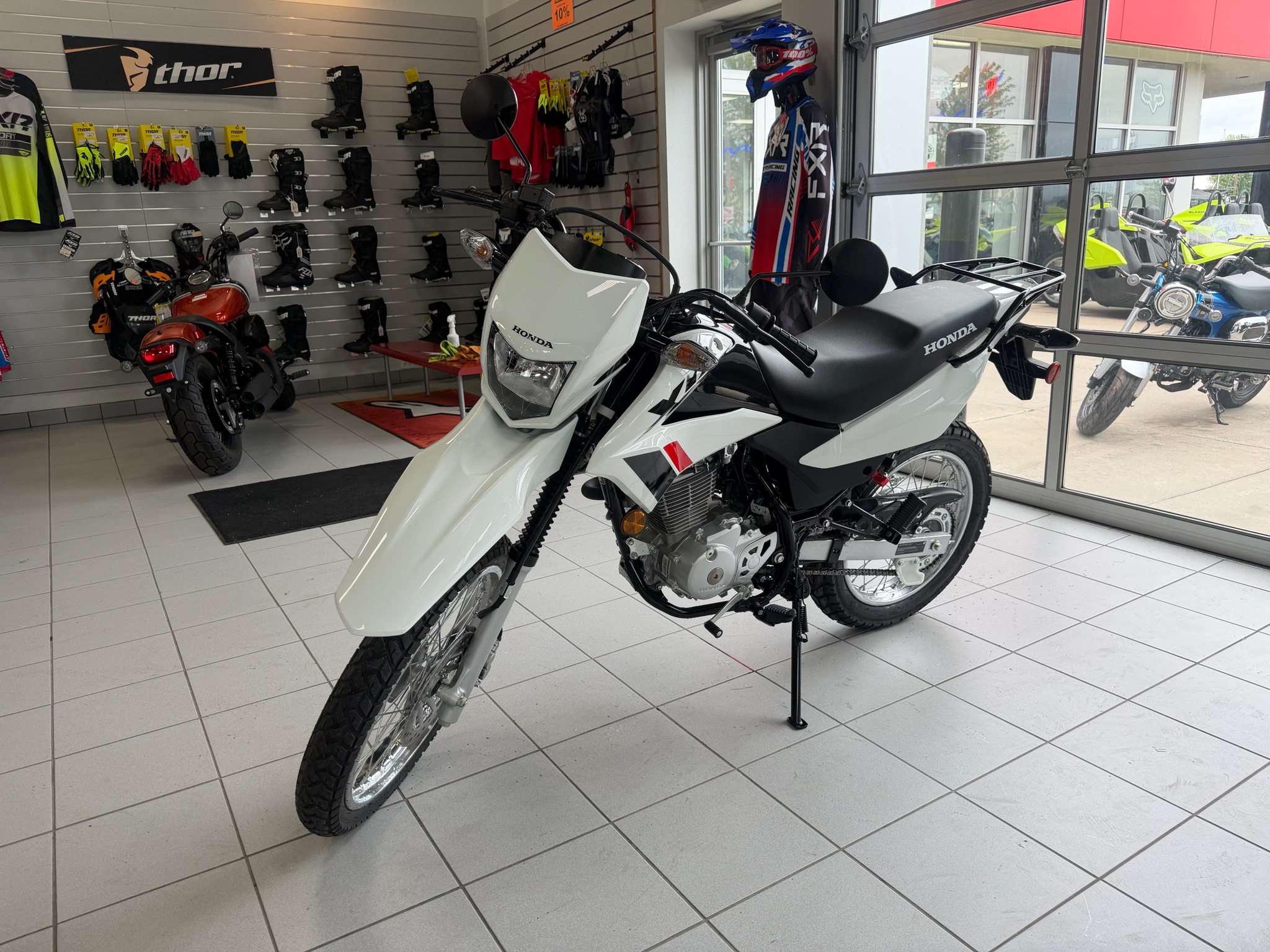 2023 Honda XR150L 3
