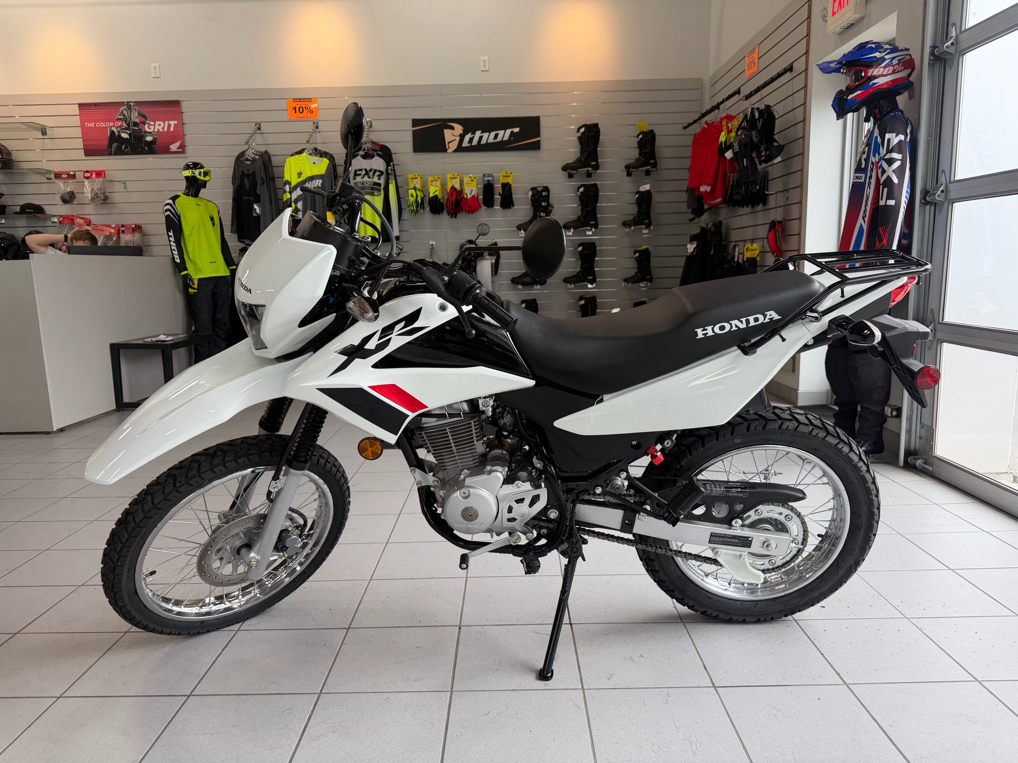 2023 Honda XR150L 5