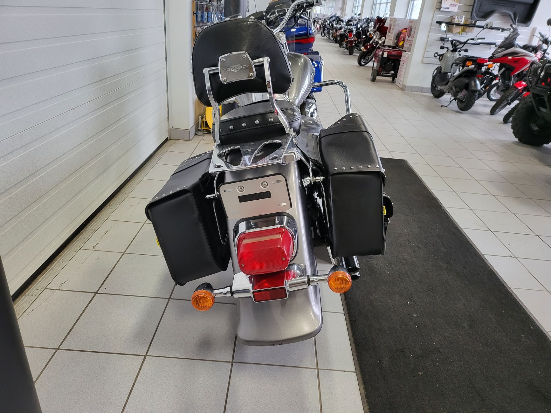 2007 Suzuki Boulevard C90T in Kaukauna, Wisconsin - Photo 16