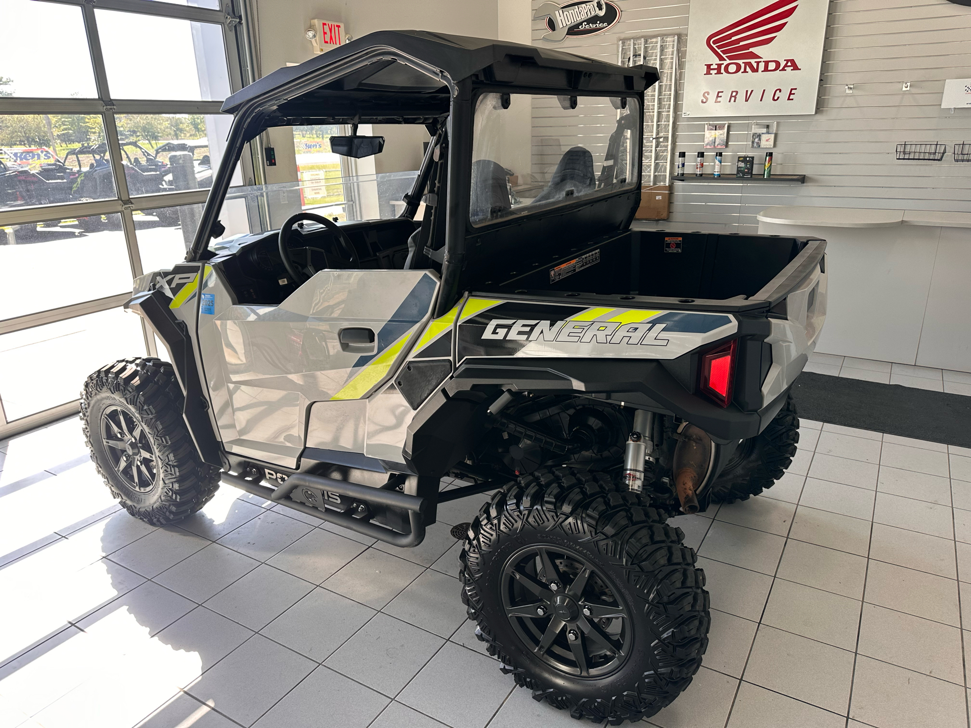 2023 Polaris General XP 1000 Sport in Kaukauna, Wisconsin - Photo 3