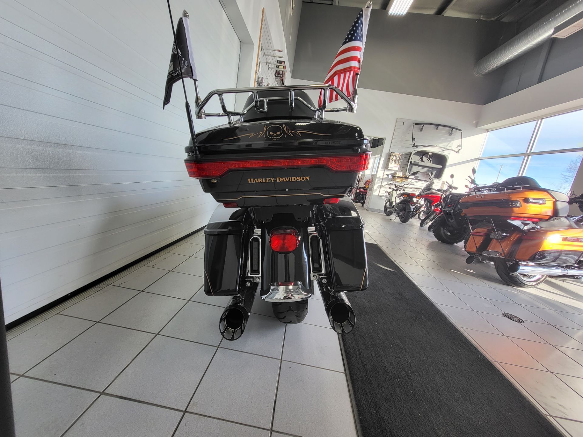 2017 Harley-Davidson Ultra Limited in Kaukauna, Wisconsin - Photo 3