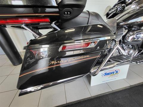 2017 Harley-Davidson Ultra Limited in Kaukauna, Wisconsin - Photo 11
