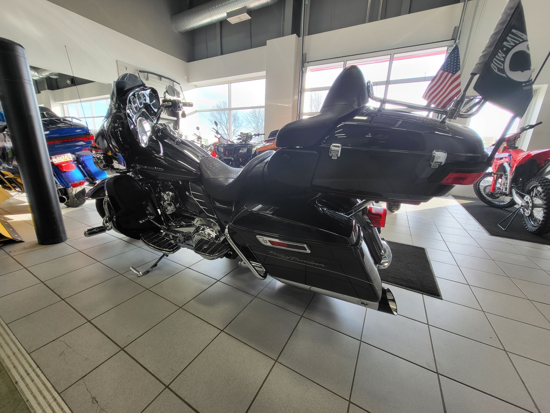 2017 Harley-Davidson Ultra Limited in Kaukauna, Wisconsin - Photo 13