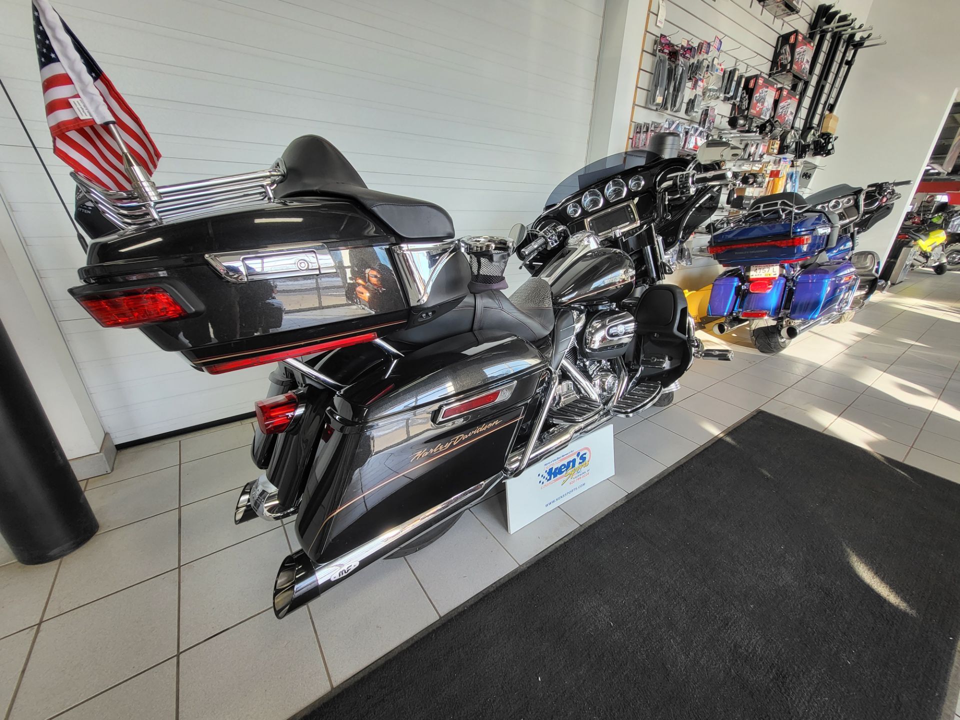 2017 Harley-Davidson Ultra Limited in Kaukauna, Wisconsin - Photo 14