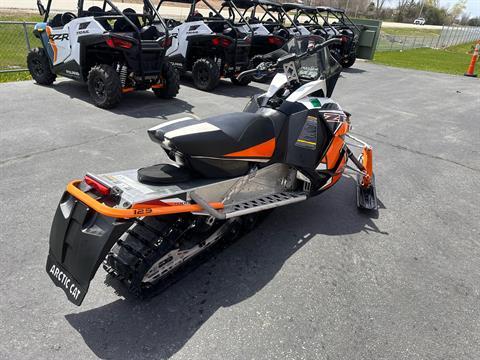 2016 Arctic Cat ZR 7000 129" Sno Pro ES in Kaukauna, Wisconsin - Photo 4