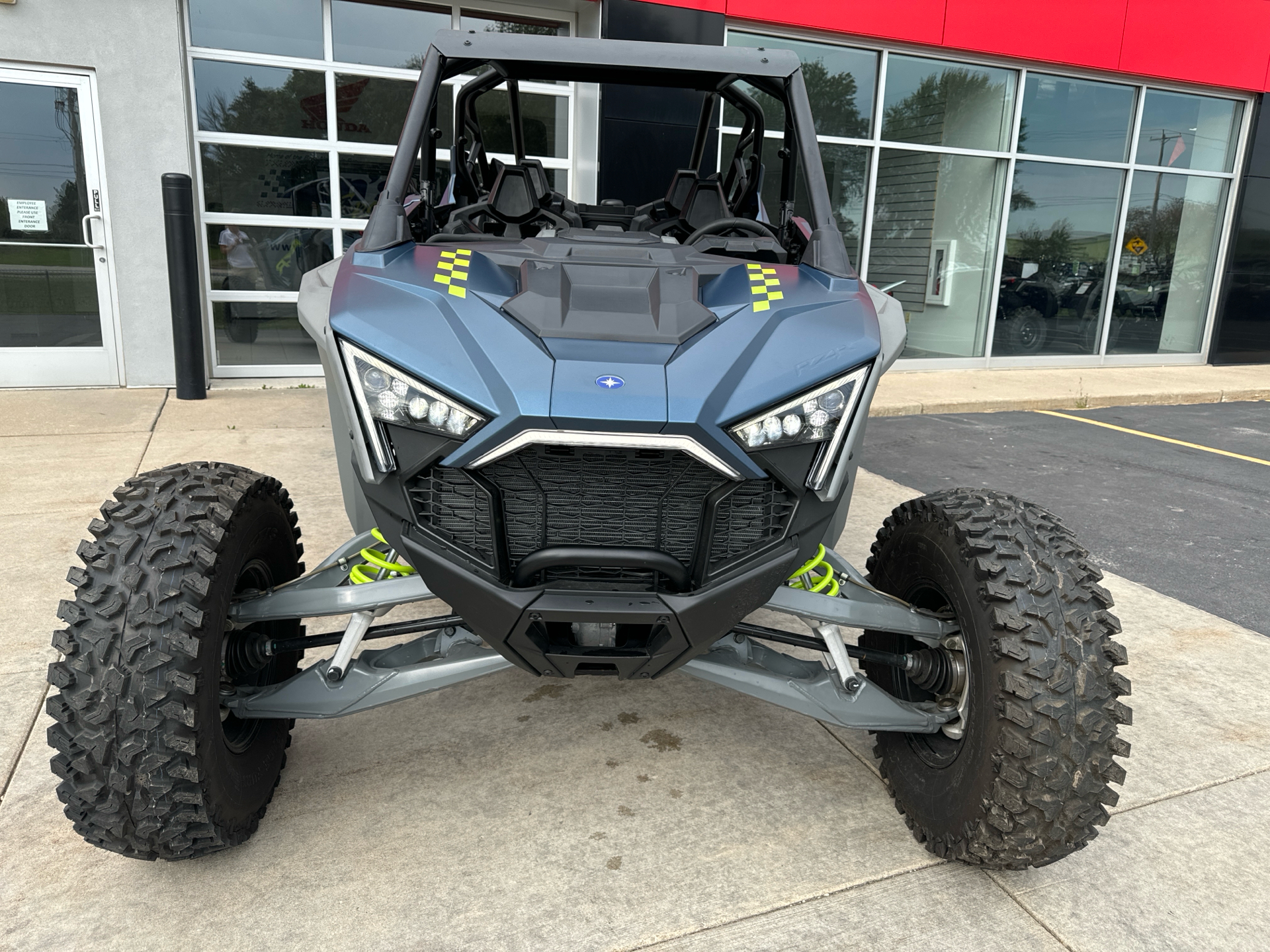 2022 Polaris RZR Turbo R 4 Premium in Kaukauna, Wisconsin - Photo 3