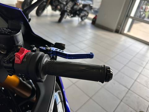2025 Yamaha YZF-R3 in Kaukauna, Wisconsin - Photo 7