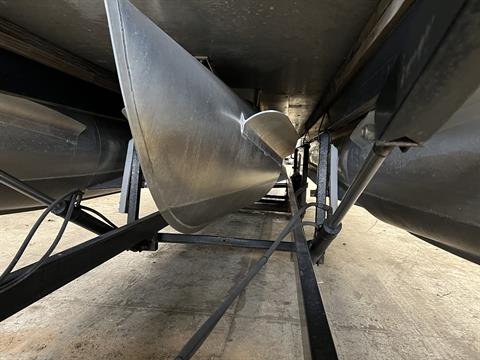 2018 Sylvan Mirage Cruise 8520 in Kaukauna, Wisconsin - Photo 16