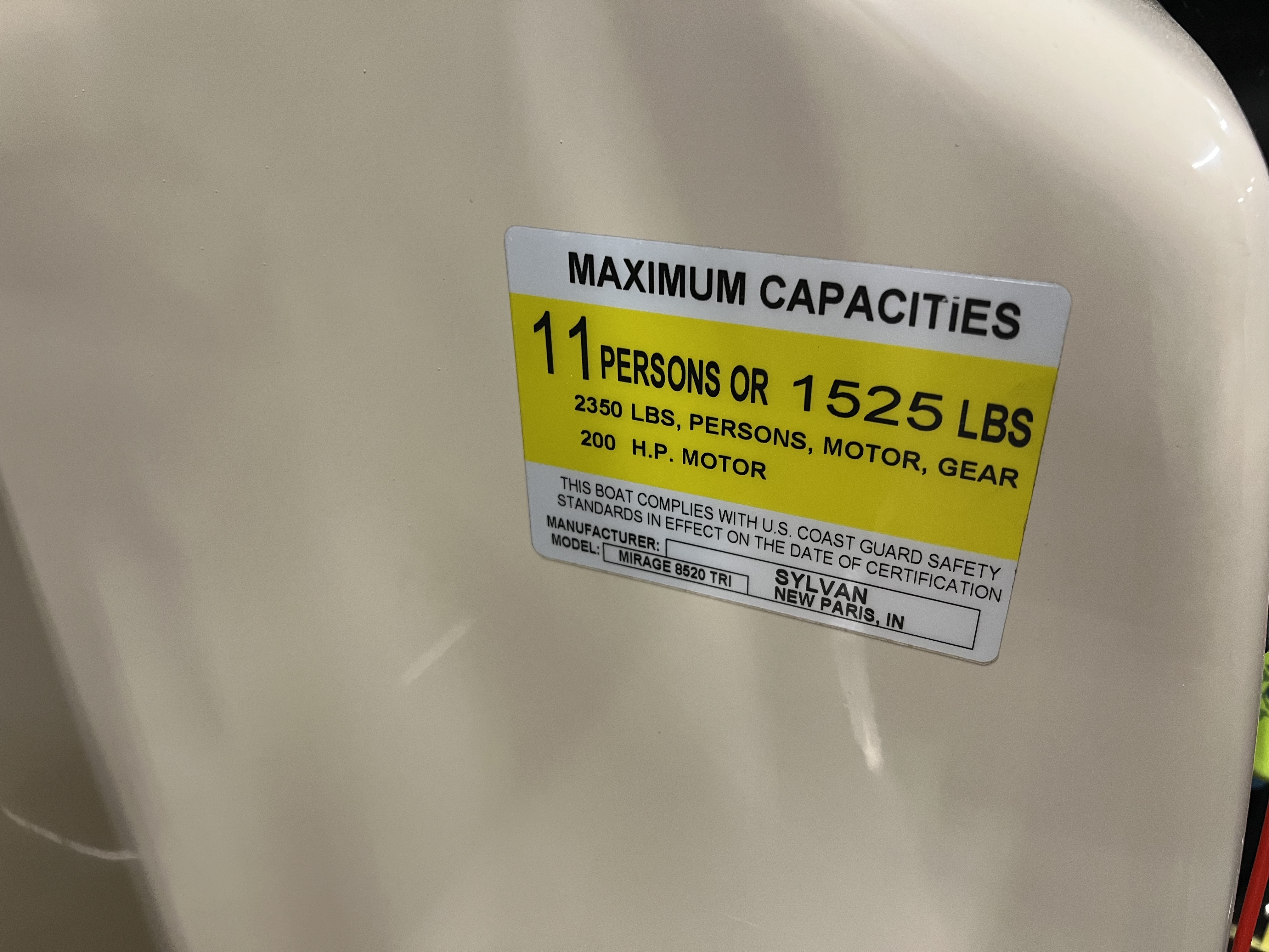 2018 Sylvan Mirage Cruise 8520 in Kaukauna, Wisconsin - Photo 17