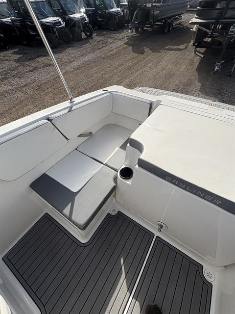 2019 Bayliner VR4 Bowrider I/O in Kaukauna, Wisconsin - Photo 8
