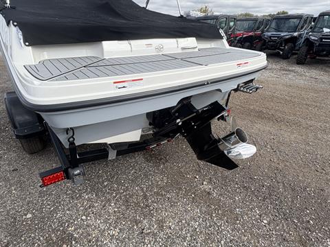 2019 Bayliner VR4 Bowrider I/O in Kaukauna, Wisconsin - Photo 22