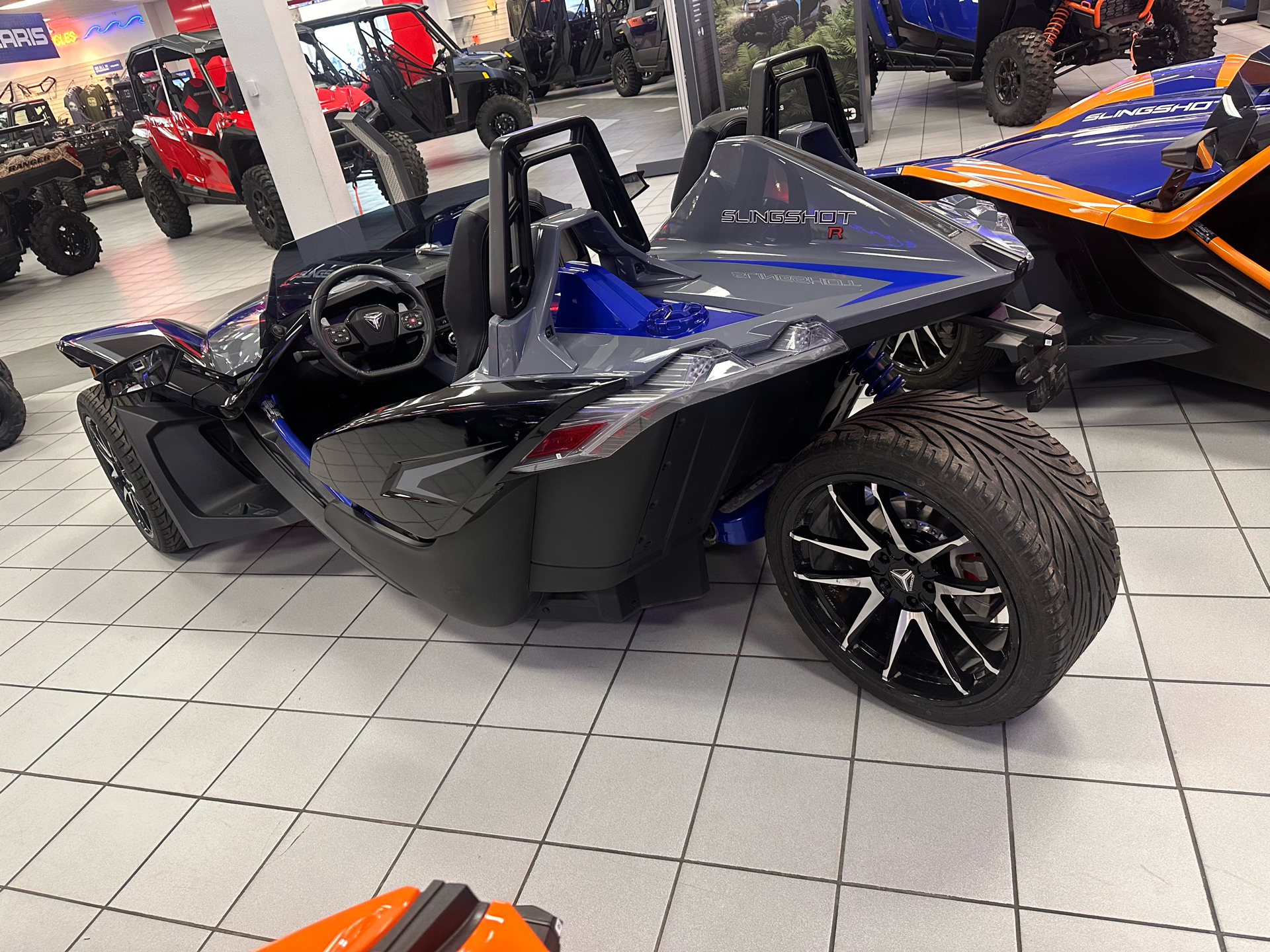 2021 Slingshot Slingshot R AutoDrive in Kaukauna, Wisconsin - Photo 3