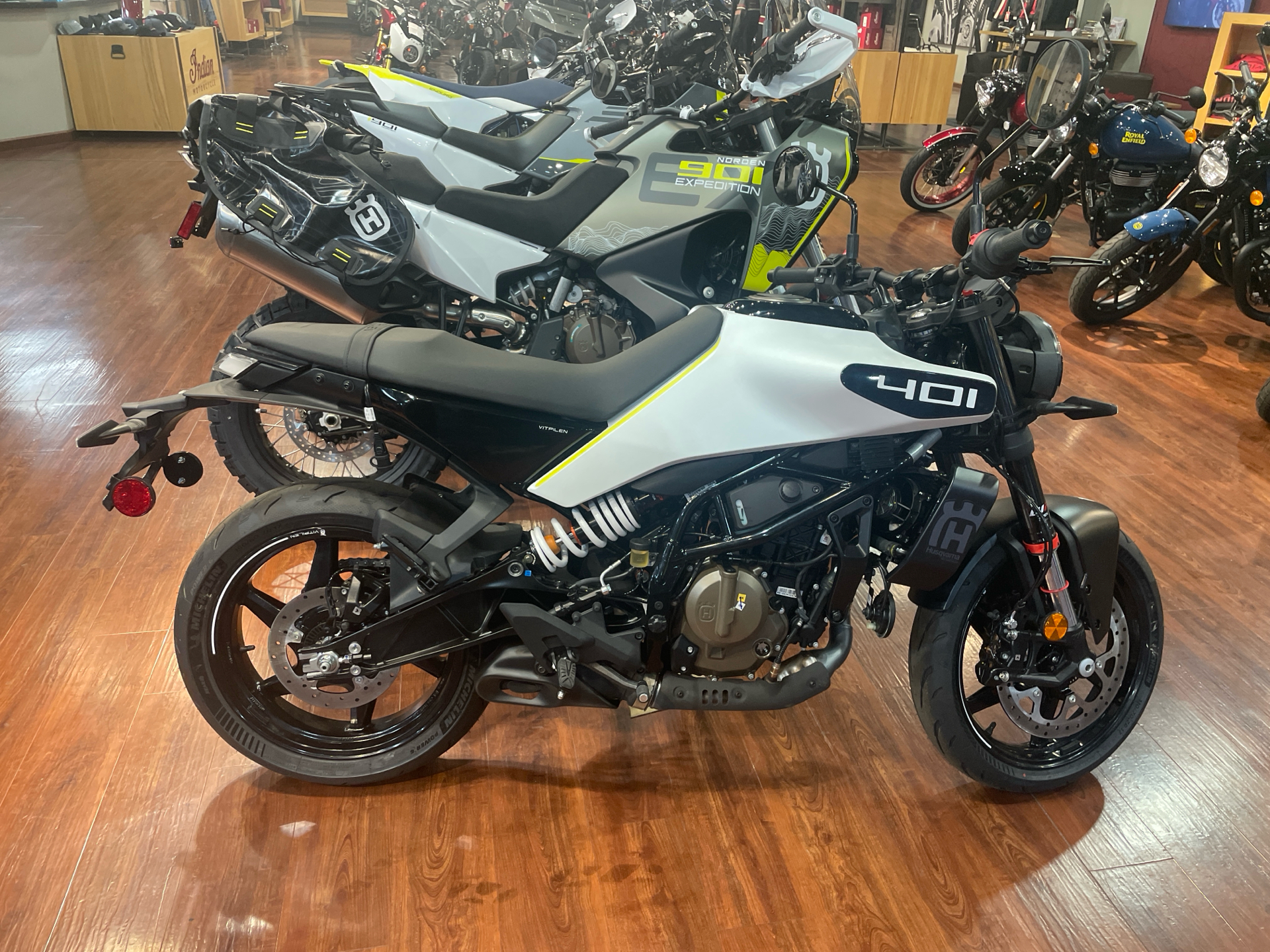 New 2024 Husqvarna Vitpilen 401, Walton KY | Specs, Price, Photos