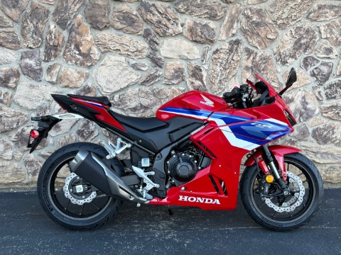 2026 Honda CBR500R — photo 1 of 12