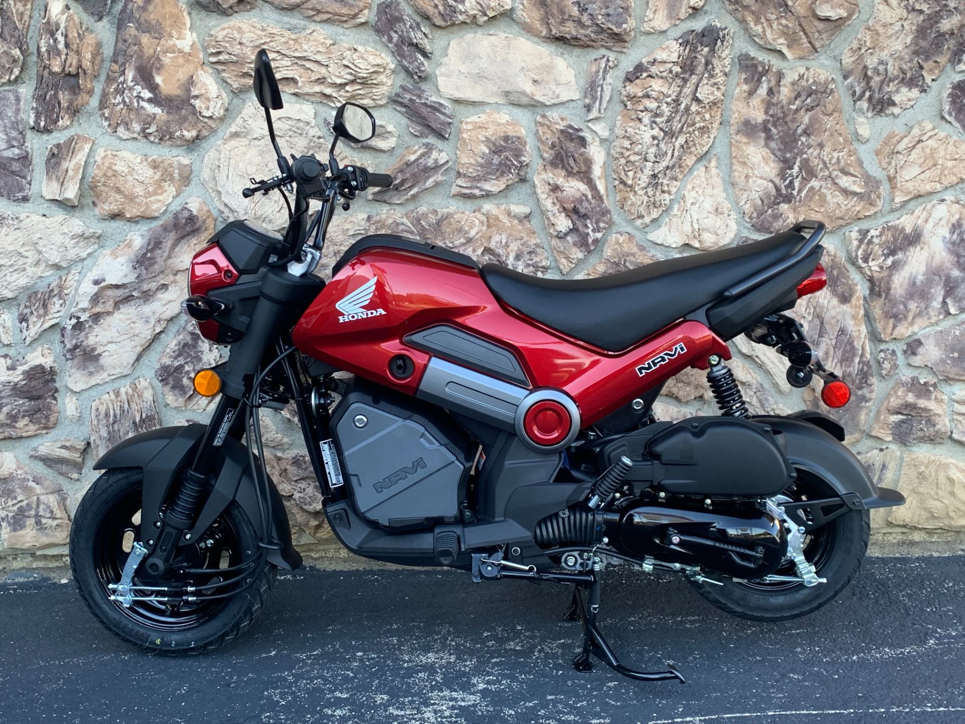 New 2025 Honda Navi Motorcycles in Aurora, IL | Stock Number: H25049