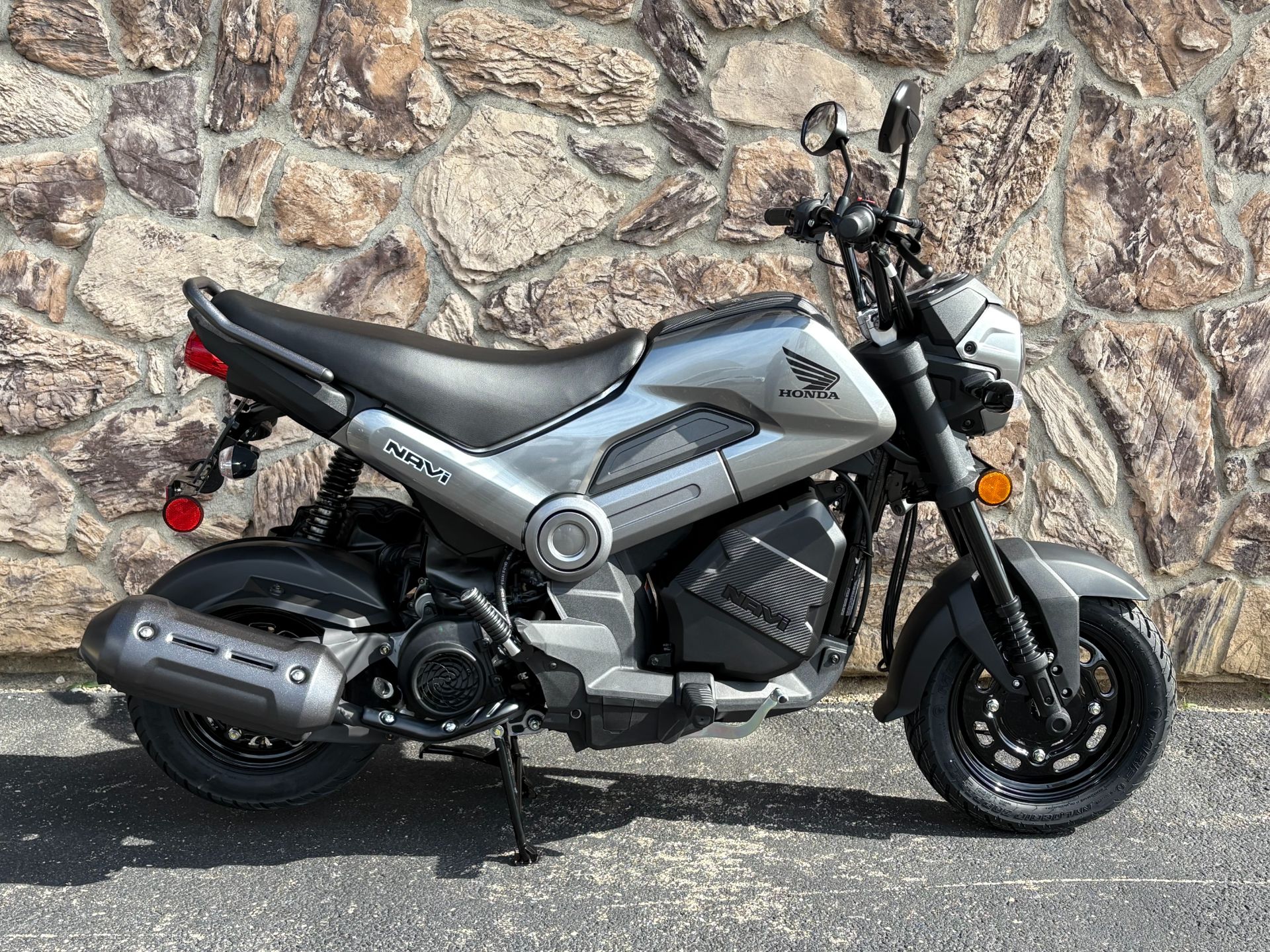 New 2025 Honda Navi Motorcycles in Aurora, IL | Stock Number: H25098