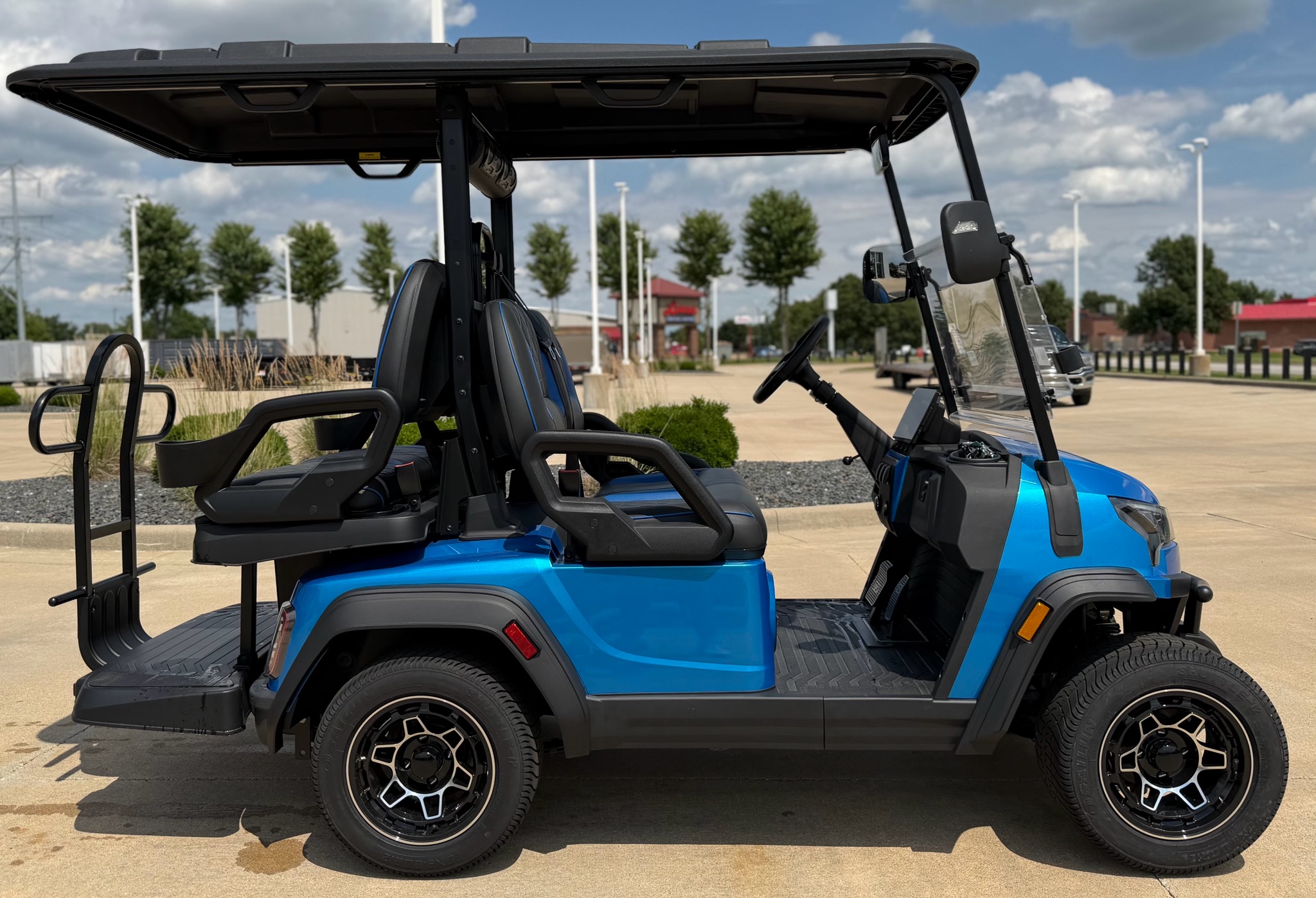 2026 ICON Electric Vehicles photo 2