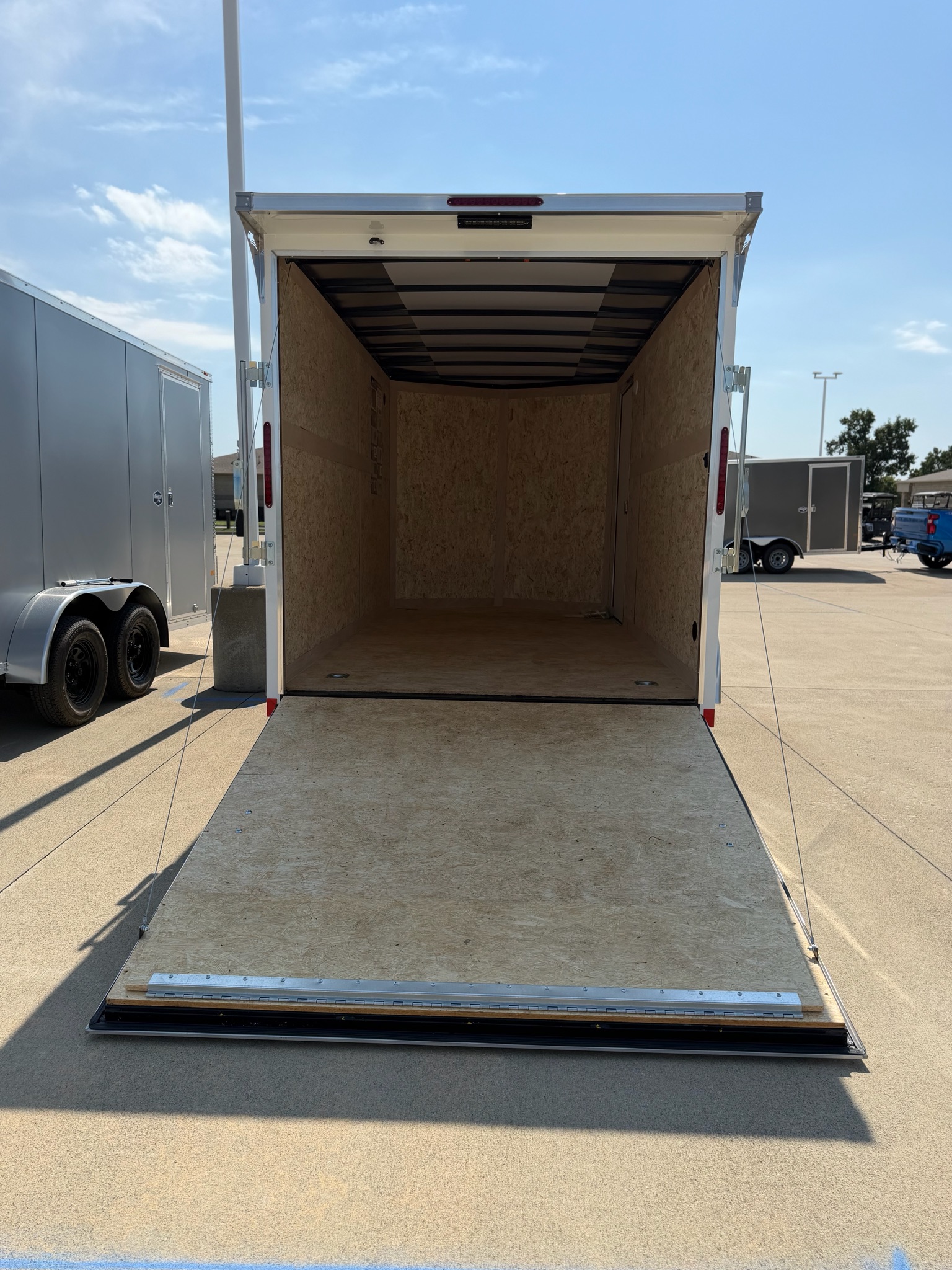 2027 American Hauler photo 4