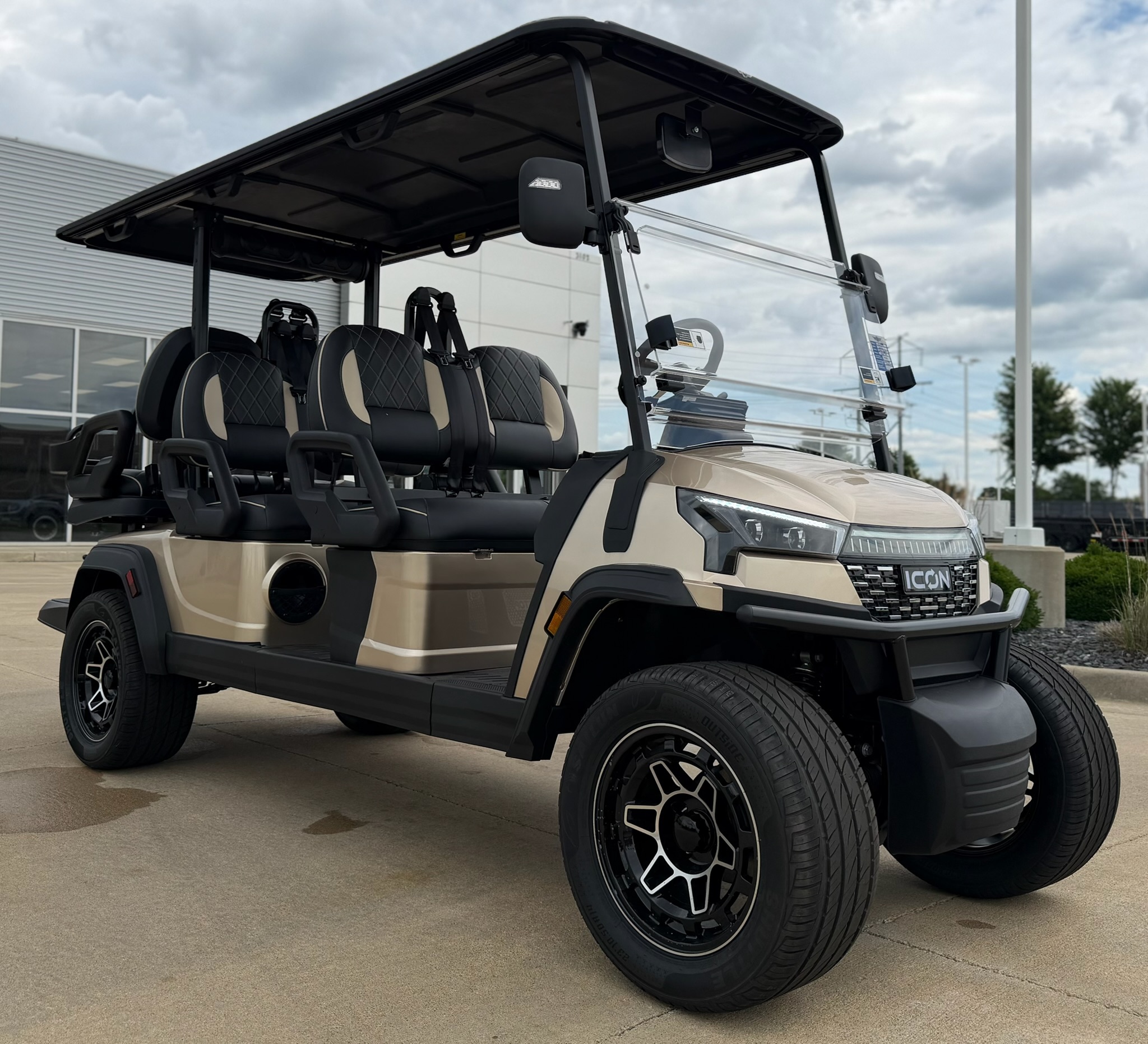 2026 ICON Electric Vehicles photo 7