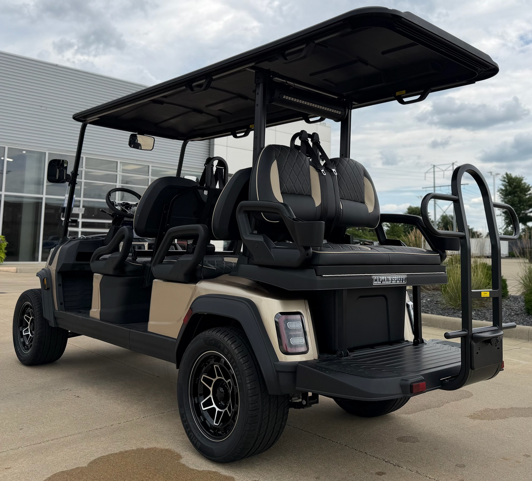 2026 ICON Electric Vehicles photo 3