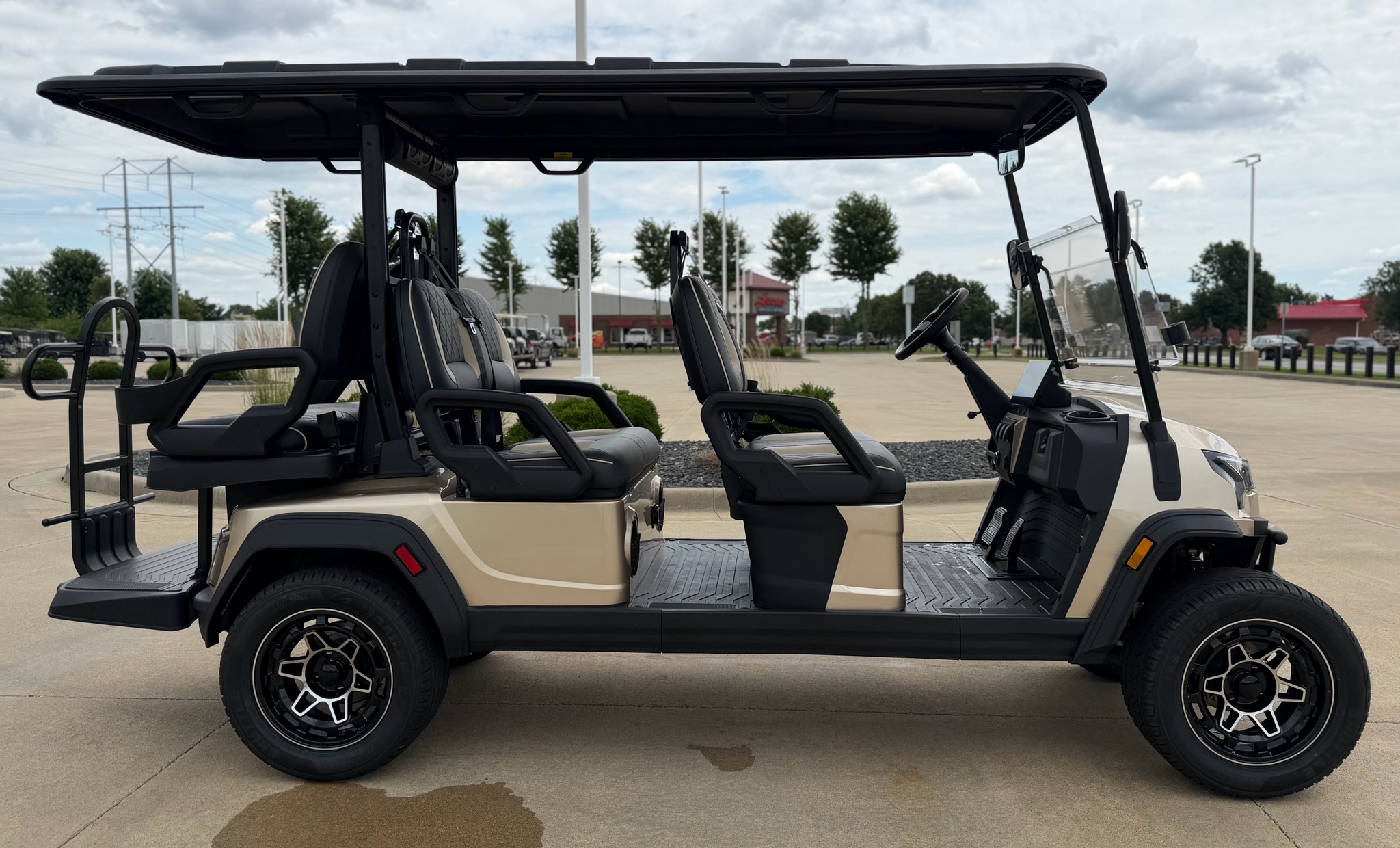 2026 ICON Electric Vehicles photo 5