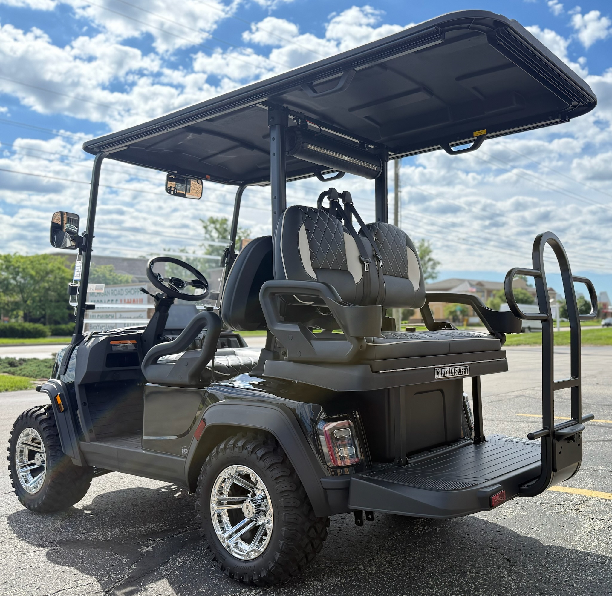 2026 ICON Electric Vehicles photo 4