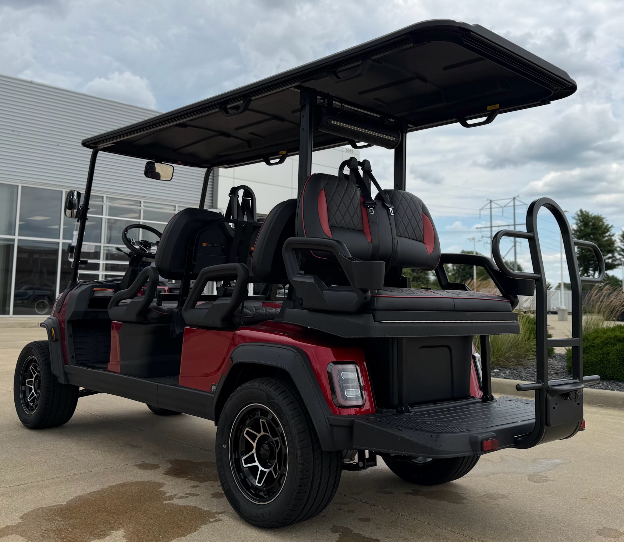 2026 ICON Electric Vehicles photo 4