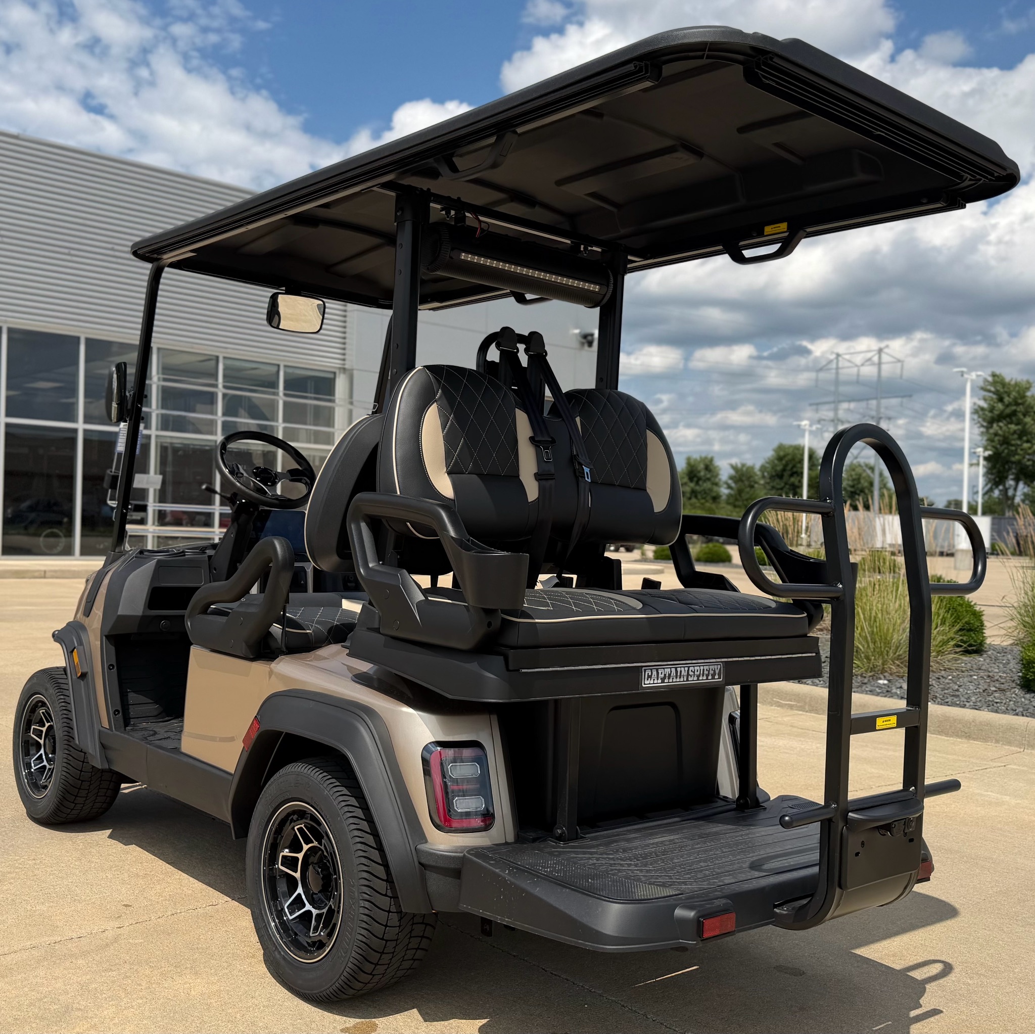 2026 ICON Electric Vehicles photo 2